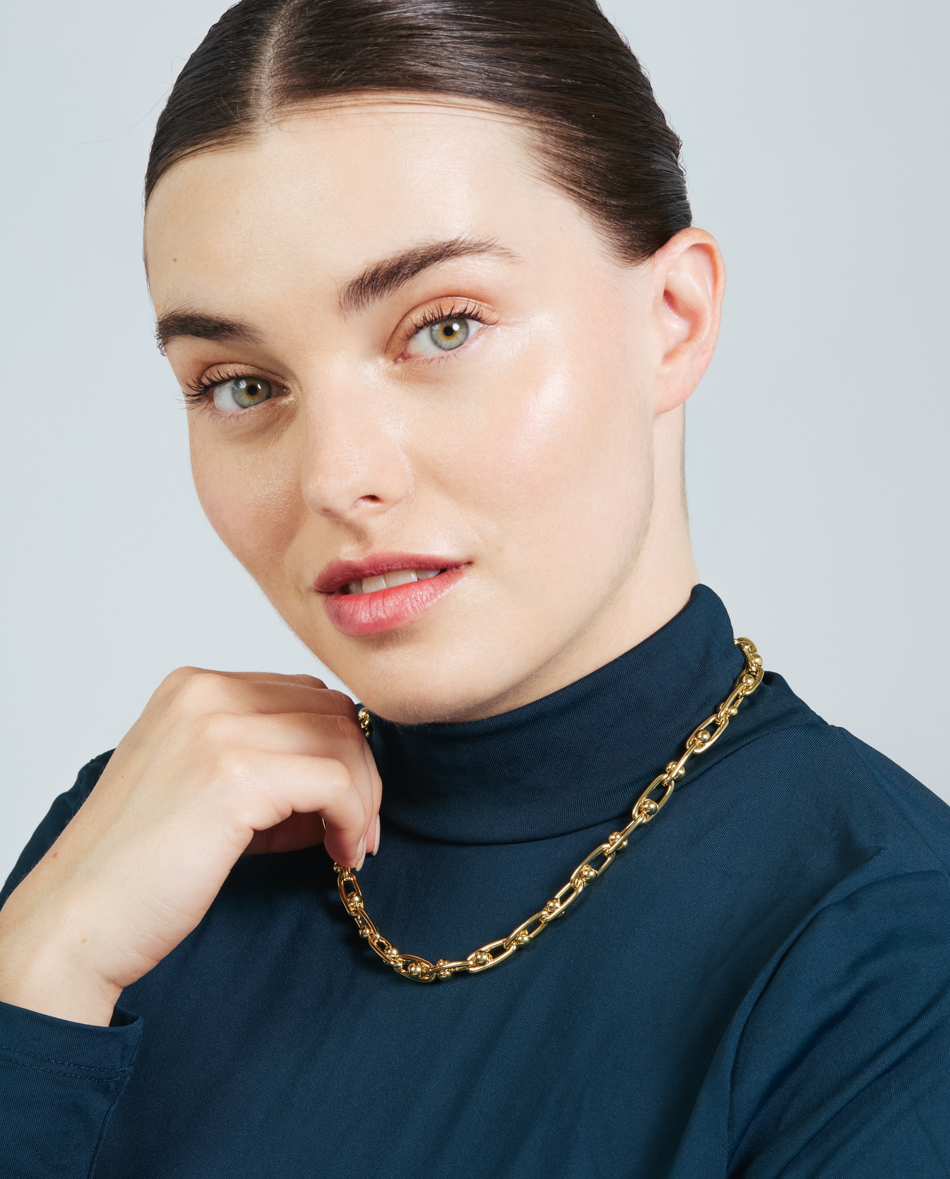 Colar Africa com Acabamento em Ouro Amarelo de 18k Dourado-2