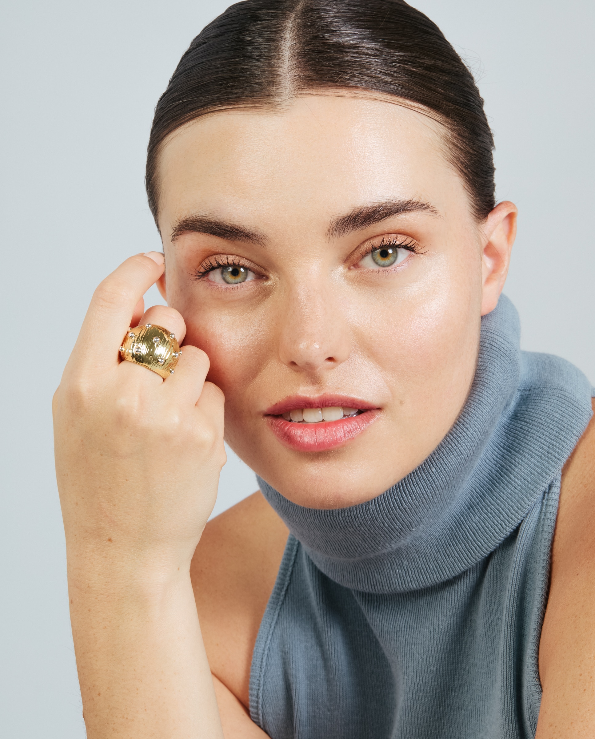 Anel Africa com Acabamento em Ouro Amarelo de 18k Dourado-5