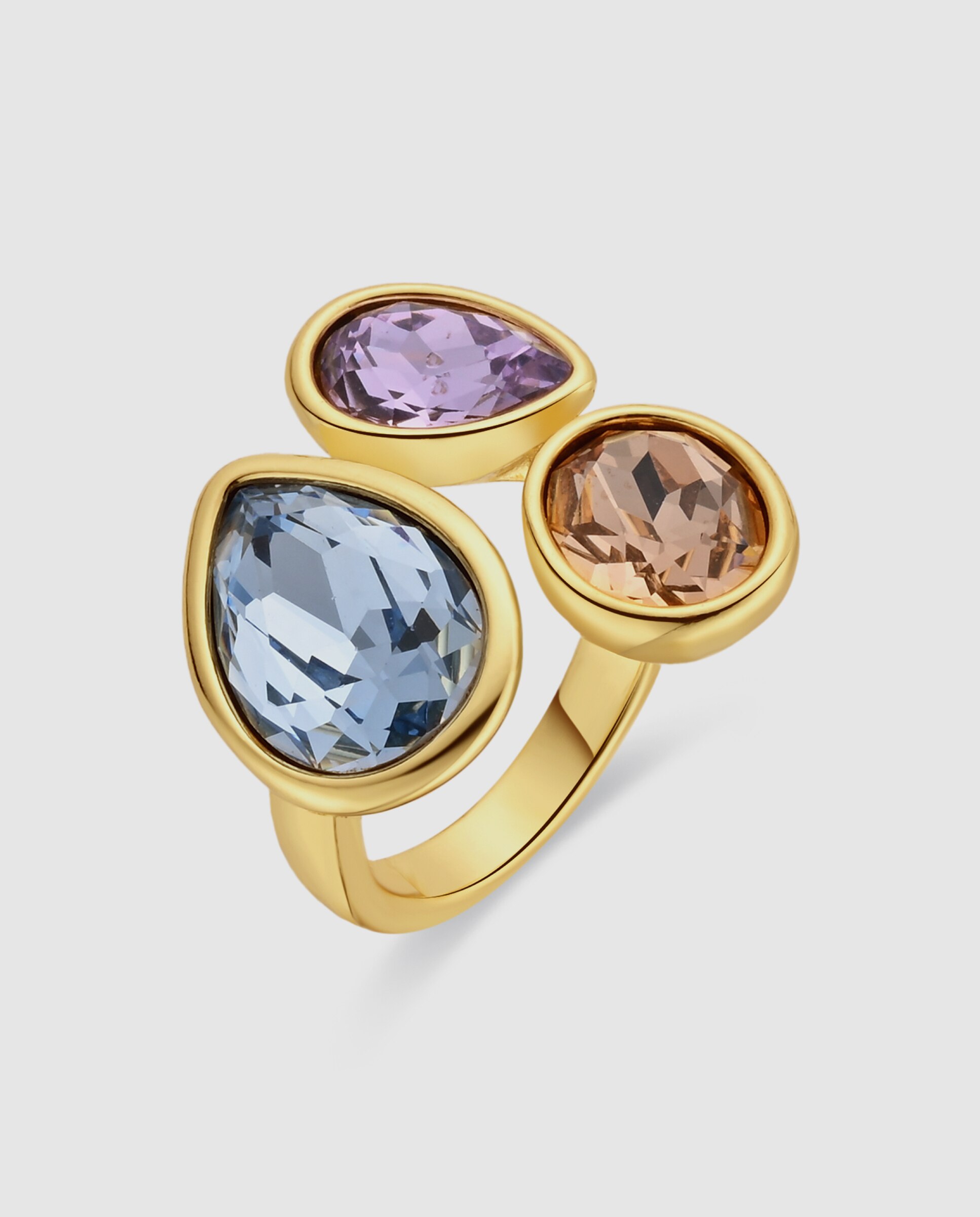 Imagem 0 de Anel Africa com Cristal Acabado em Ouro Amarelo de 18k