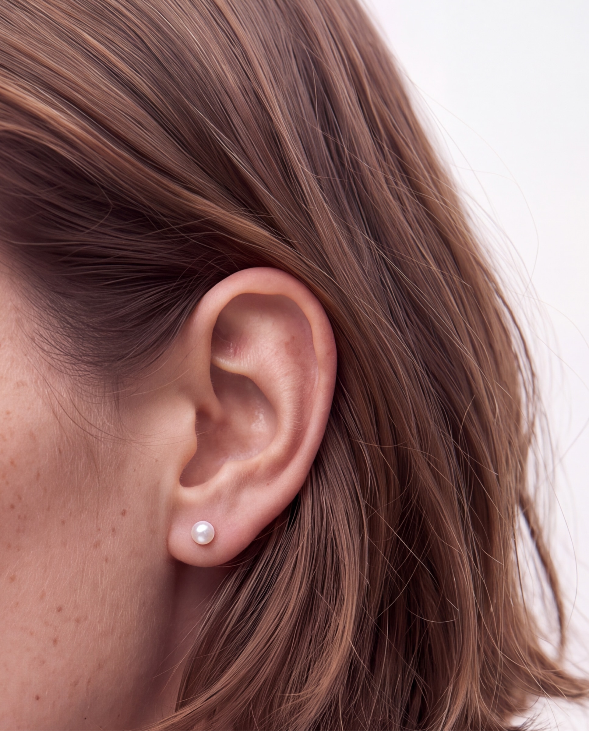 Brincos Essential de Prata de Lei 925 com Pérola Branca Acabados em Ouro Amarelo de 18k Branco-4