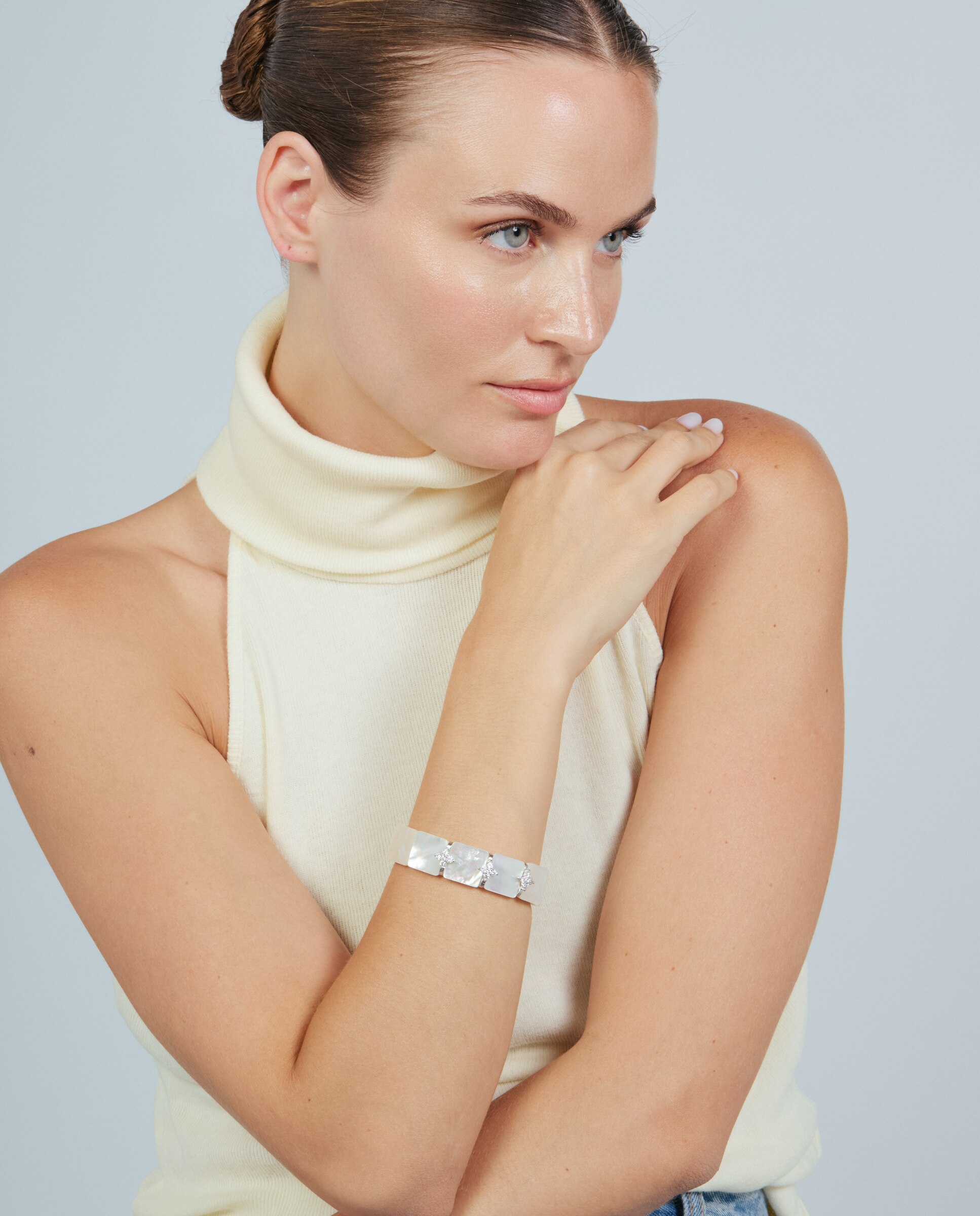 Pulseira Trendy com Madrepérola Acabada em Ródio Branco-2