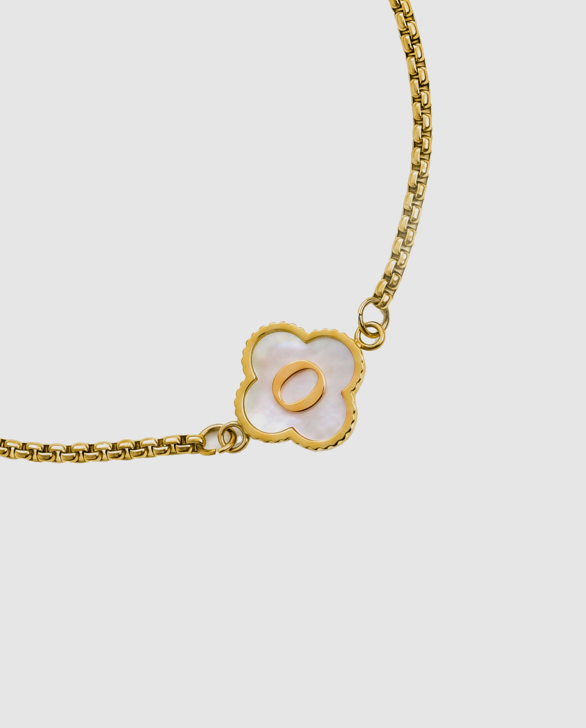 Pulseira de Corrente Letras de Aço com Madrepérola Acabada em Ouro de 18k Branco-6