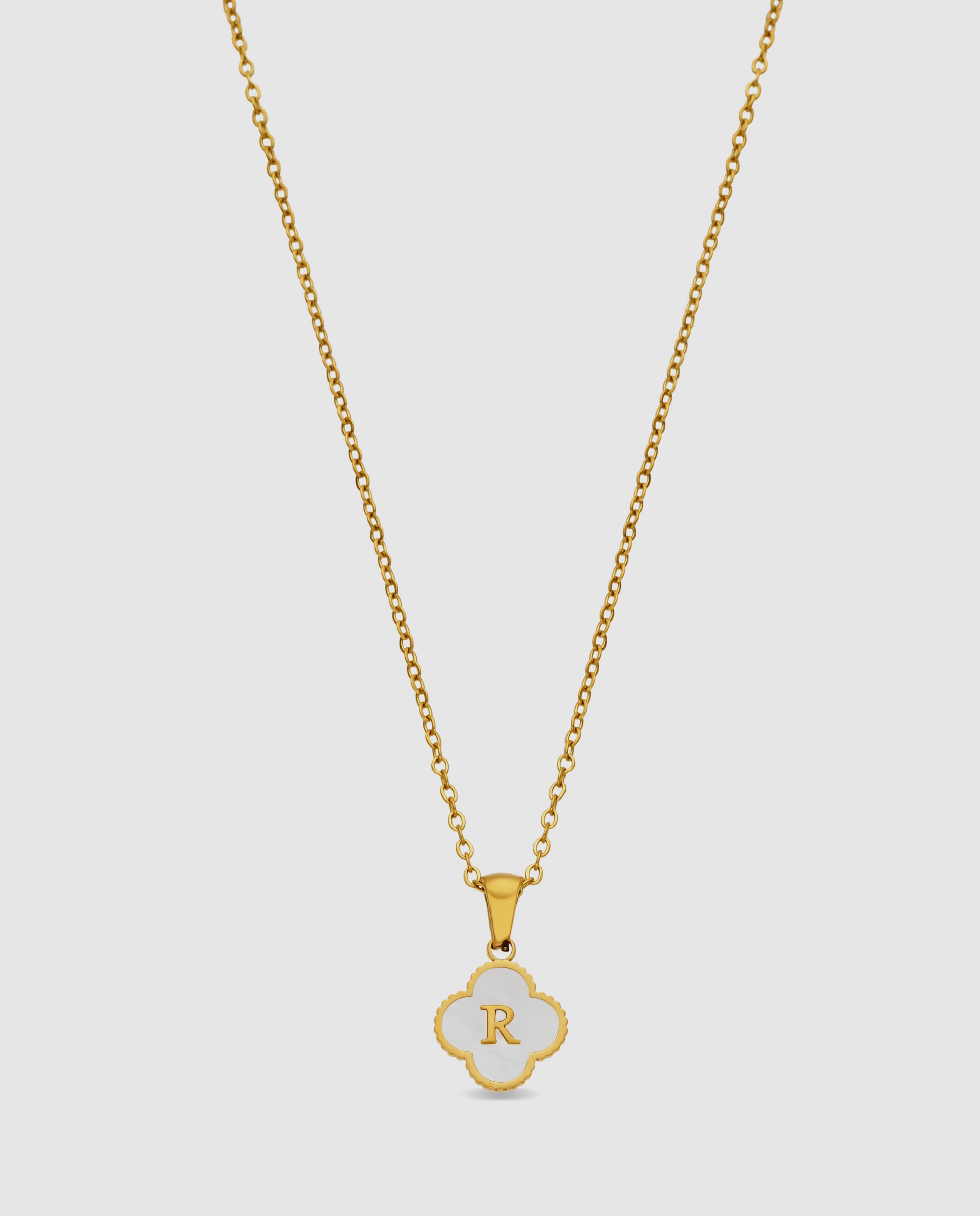 Imagem 0 de Colar Letras de Aço com Madrepérola Acabado em Ouro de 18k
