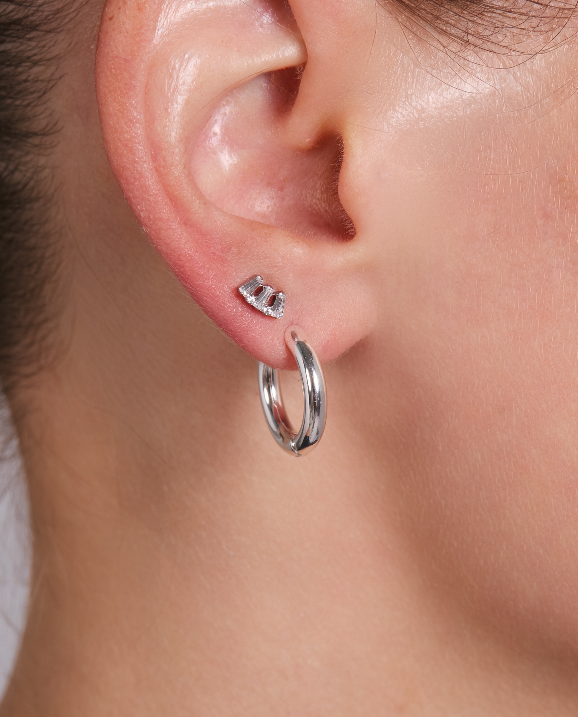Piercing de Titânio com Zirconita e Acabamento em Ródio Branco-4