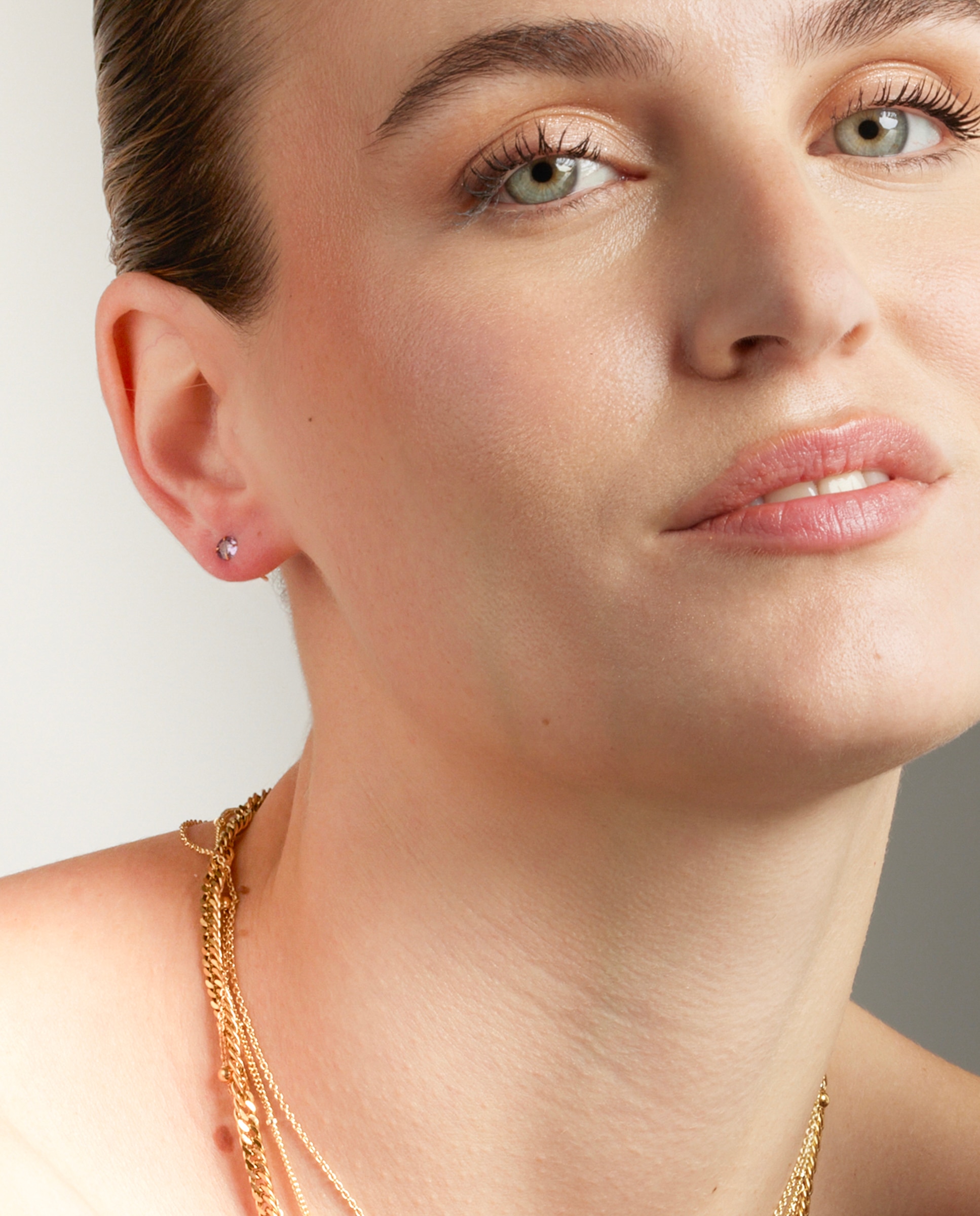 Brincos África Moda de Prata de Lei 925 com Acabamentos em Ouro Amarelo de 18 Quilates e Zirconita Ametista Roxo-2