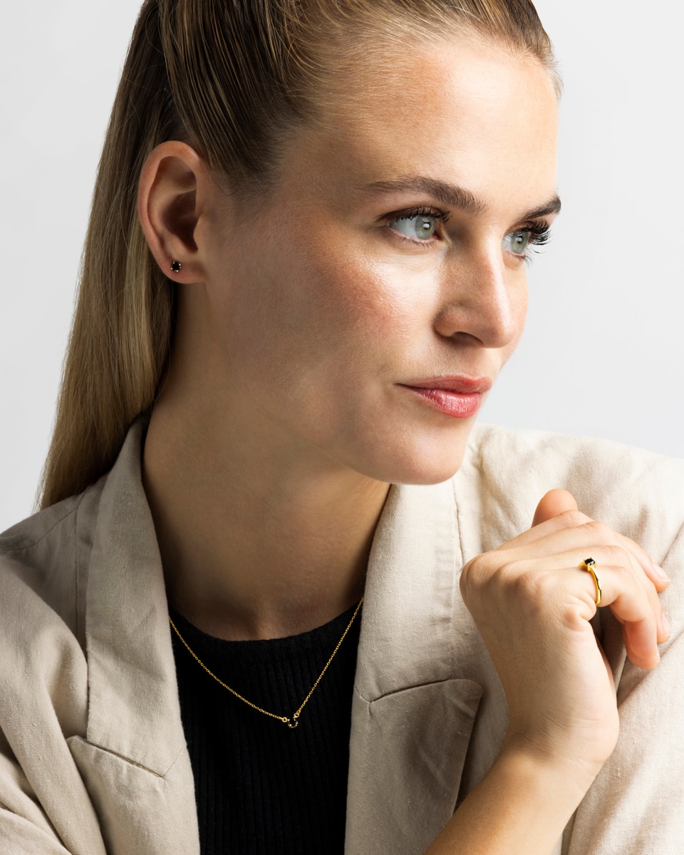 Anel África Moda de Prata de Lei 925 com Acabamento em Ouro Amarelo de 18 Quilates com Zirconita Onix Ouro / Prata-2
