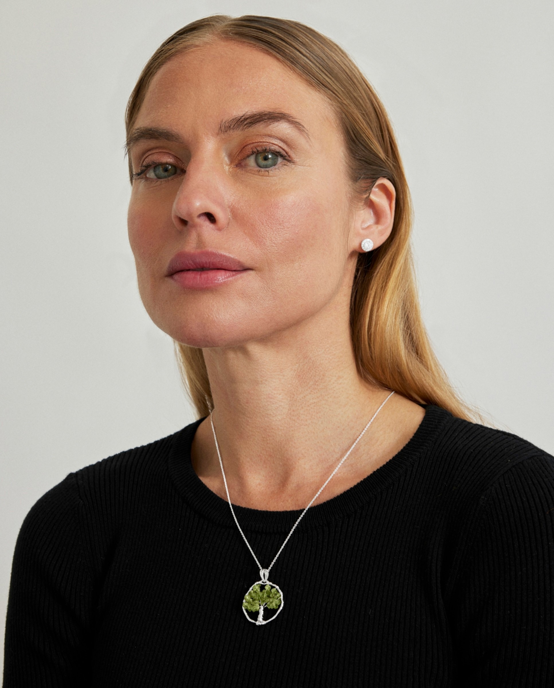 Colar África Moda com Acabamento em Ródio e Prehnite Verde-2