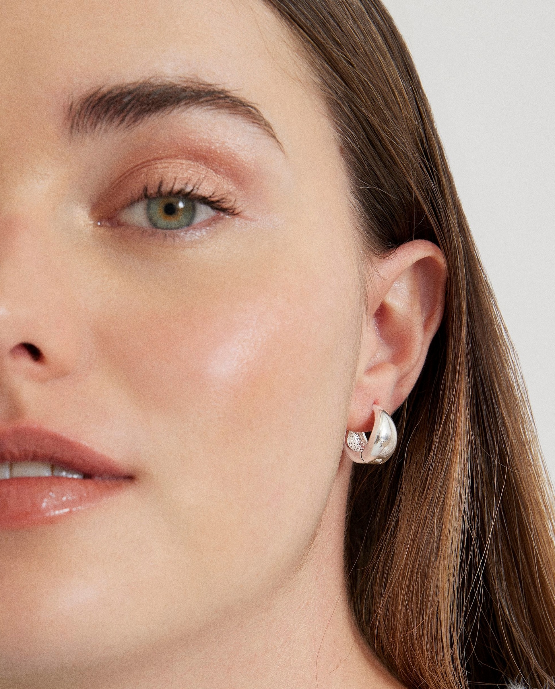 Brincos Essential de Prata de Lei 925 com Acabamento em Ródio e Zirconita Brilhante Prata brilhante / Transparente-4