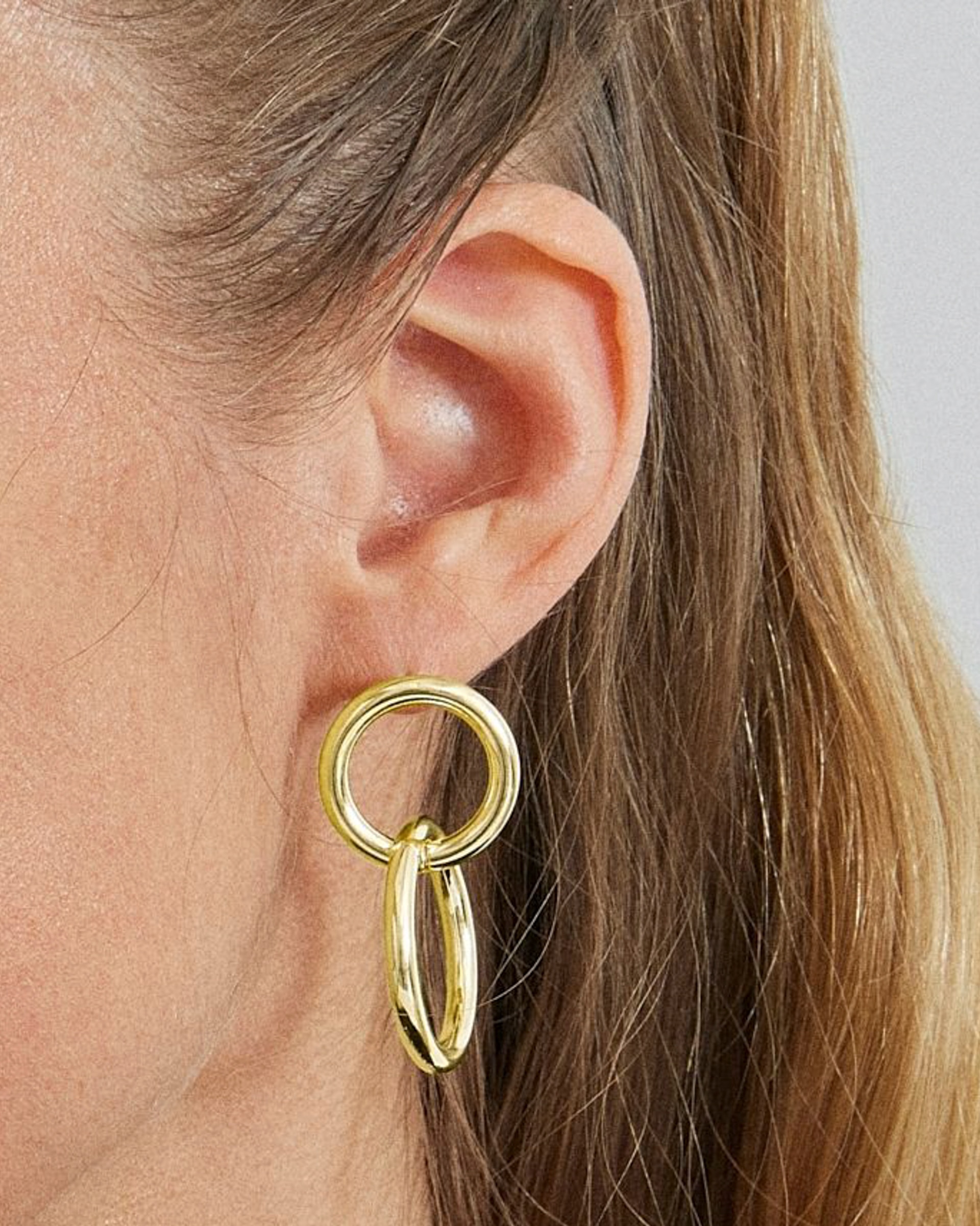 Brincos Basic Acabados em Ouro Amarelo de 18 Quilates Ouro-4