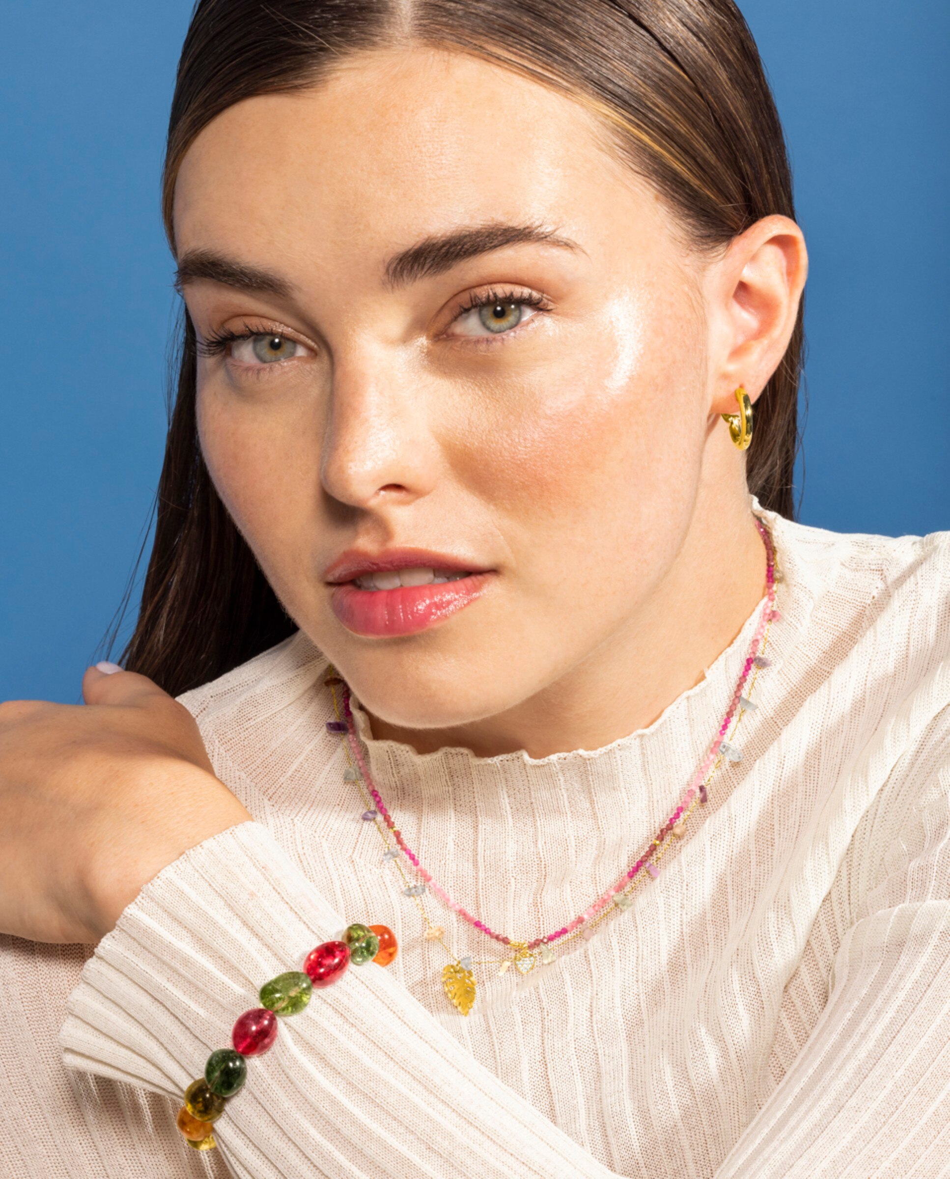Brincos de Argola Basic Acabados em Ouro Amarelo de 18 Quilates Dourado-2