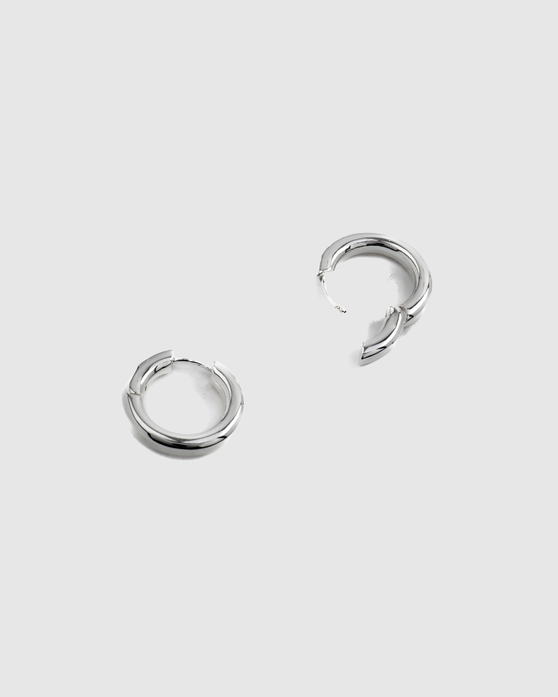 Brincos de Argola Basic Acabados em Ródio Prata brilhante / Transparente-4