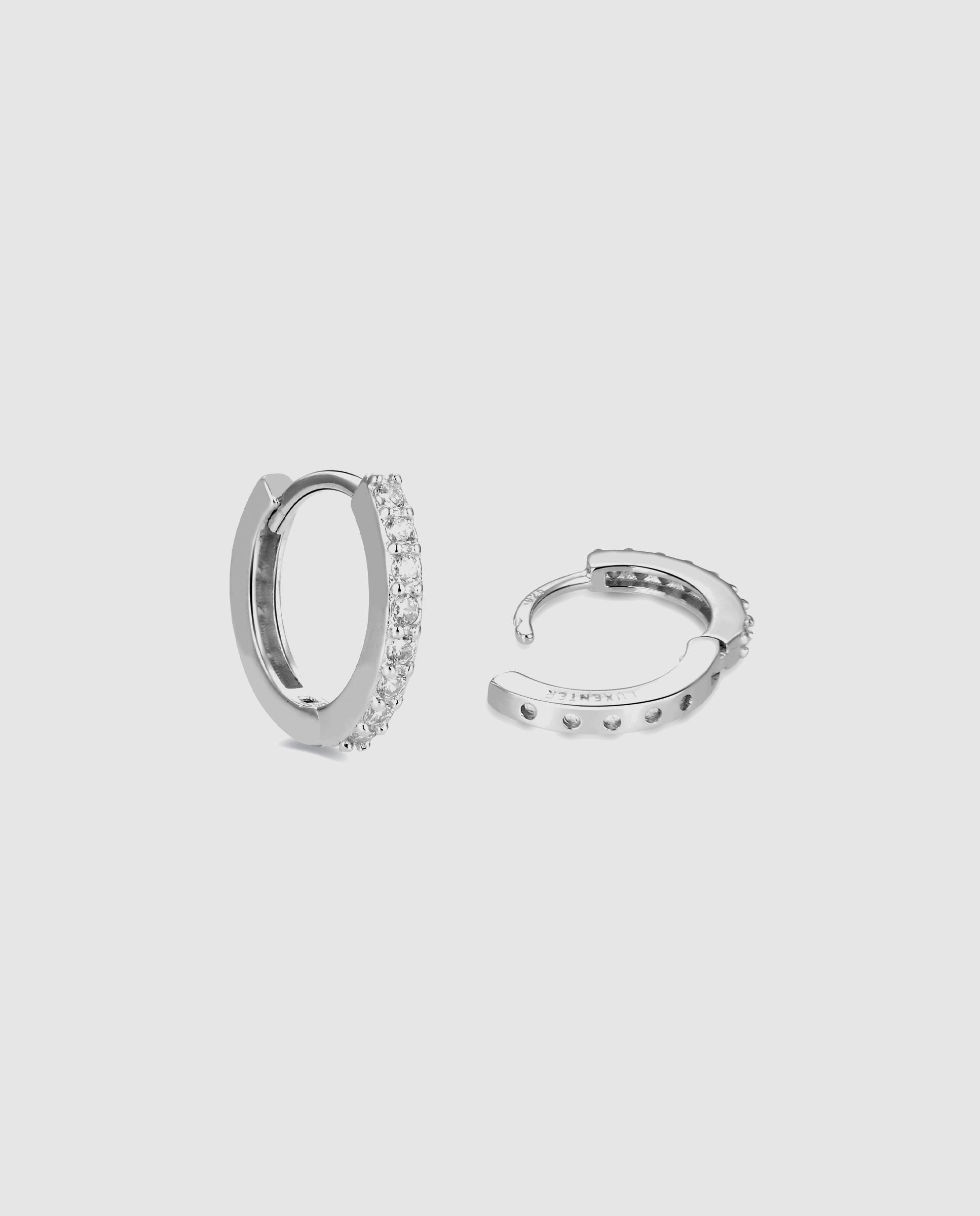 Brincos de Argola Essential de Prata de Lei 925 com Acabamento em Ródio e Zirconita Brilhante Branco-6