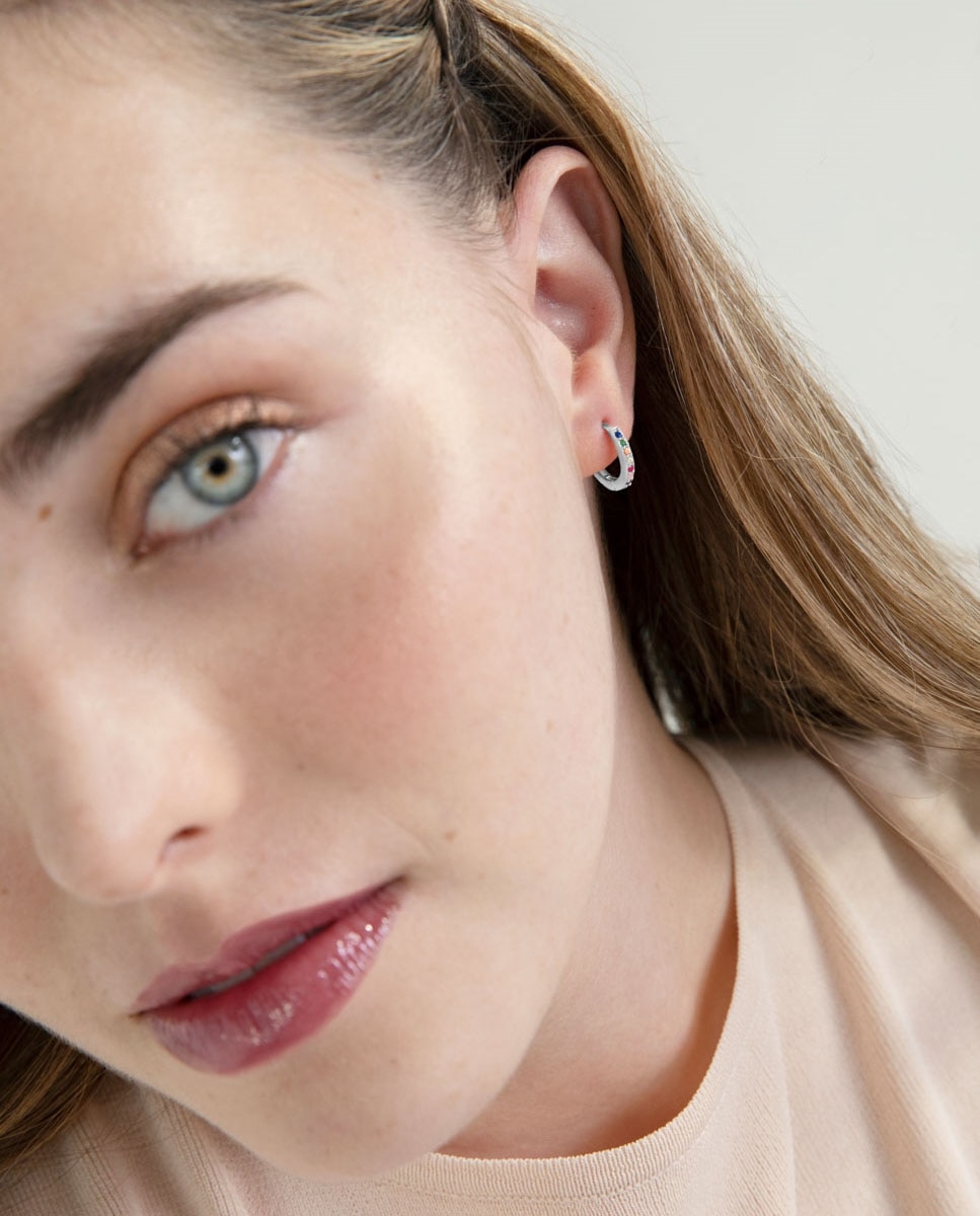 Brincos de Argola Essential de Prata de Lei 925 com Acabamento em Ródio e Zirconita Multicolor Prata-2