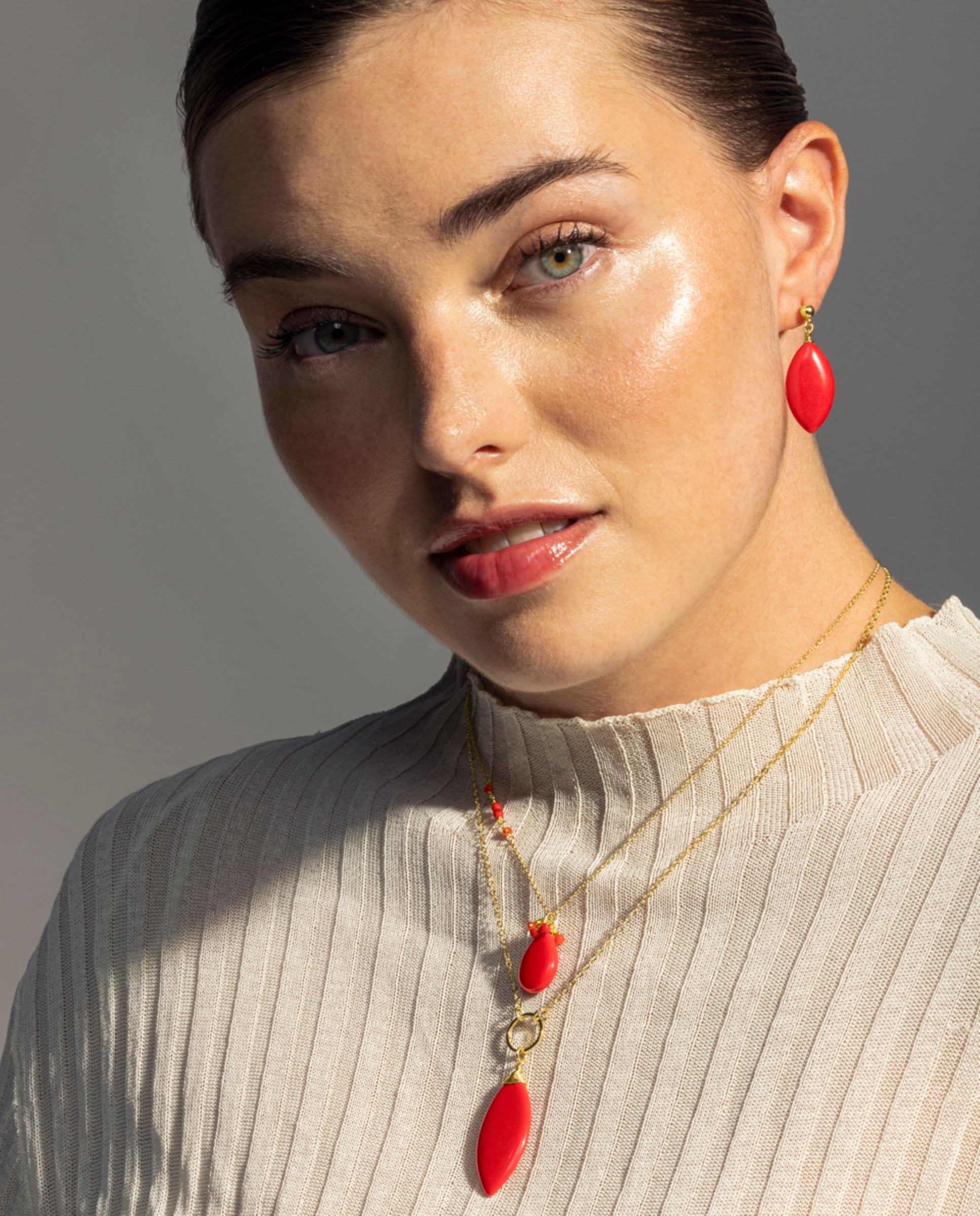 Colar África Moda Acabado em Ouro de 18 Quilates com Coral Vermelho-4