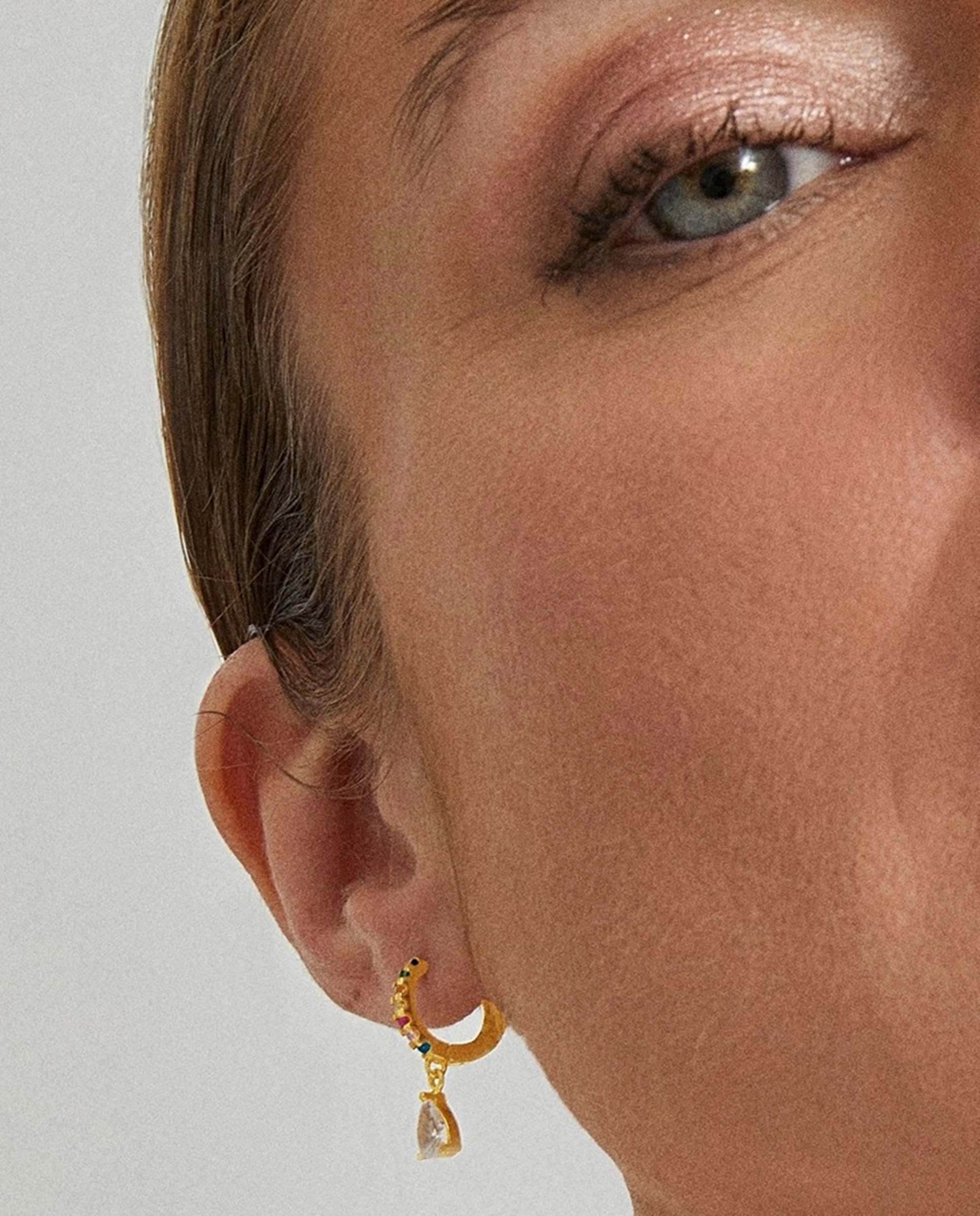 Brincos de Argola Trendy de Prata de Lei 925 com Acabamento em Ouro de 18 Quilates e Zirconita Multicolor Multicolor-3