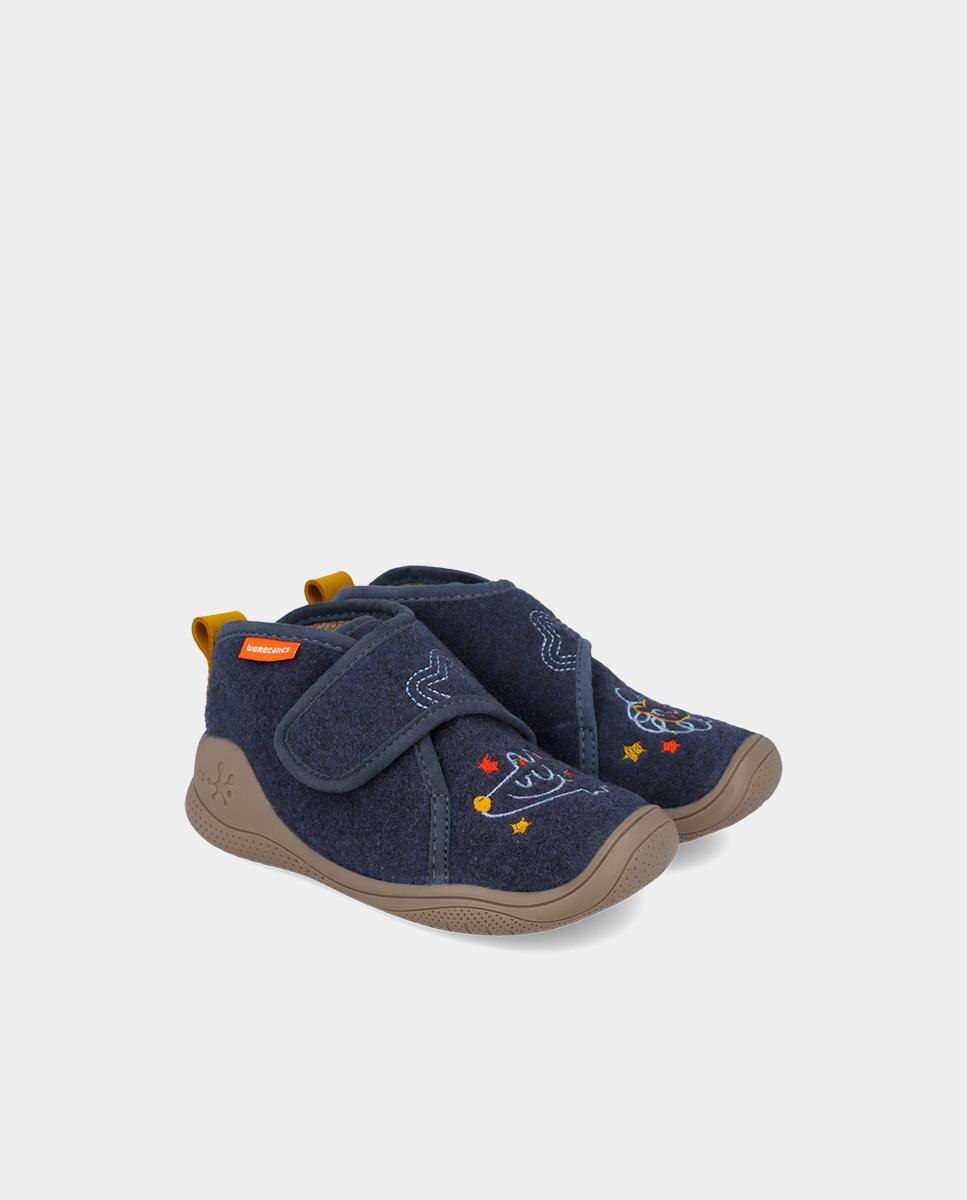 Pantufas Fechadas Infantil em Feltro com Fecho Ajustável Azul-marinho-2