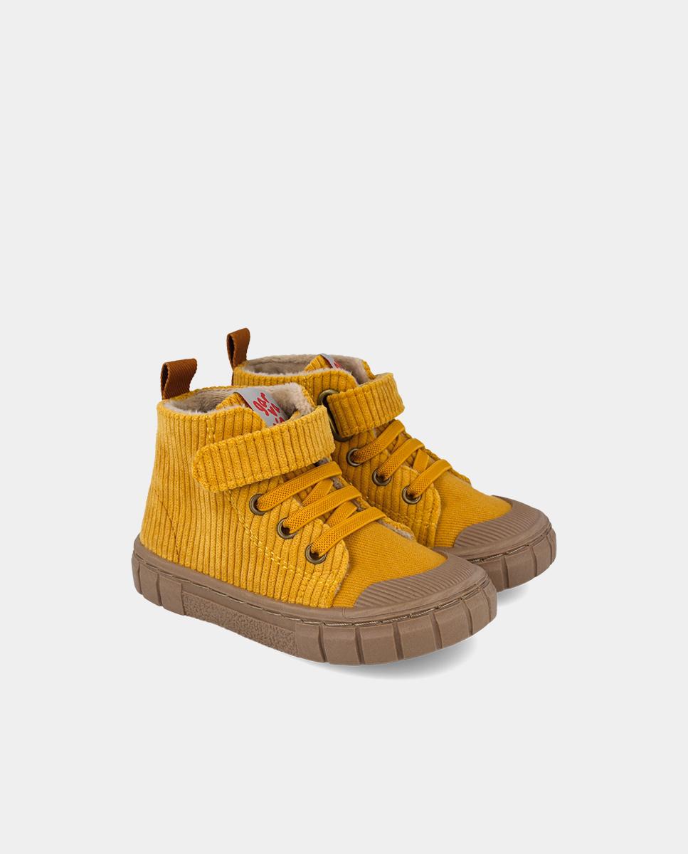 Botins Barefoot Infantil em Bombazina com Biqueira Reforçada Mostarda-2