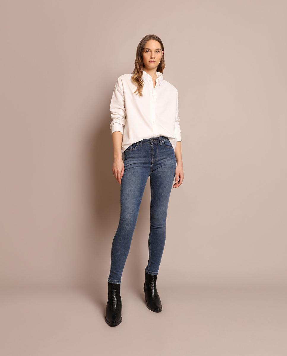 Jeans Skinny Slim com Tachas Azuis-1