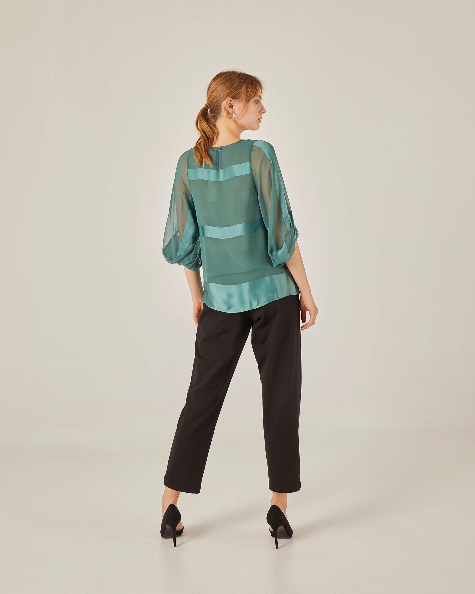 Blusa de manga bufante com cinto para mulher Verde-claro-2