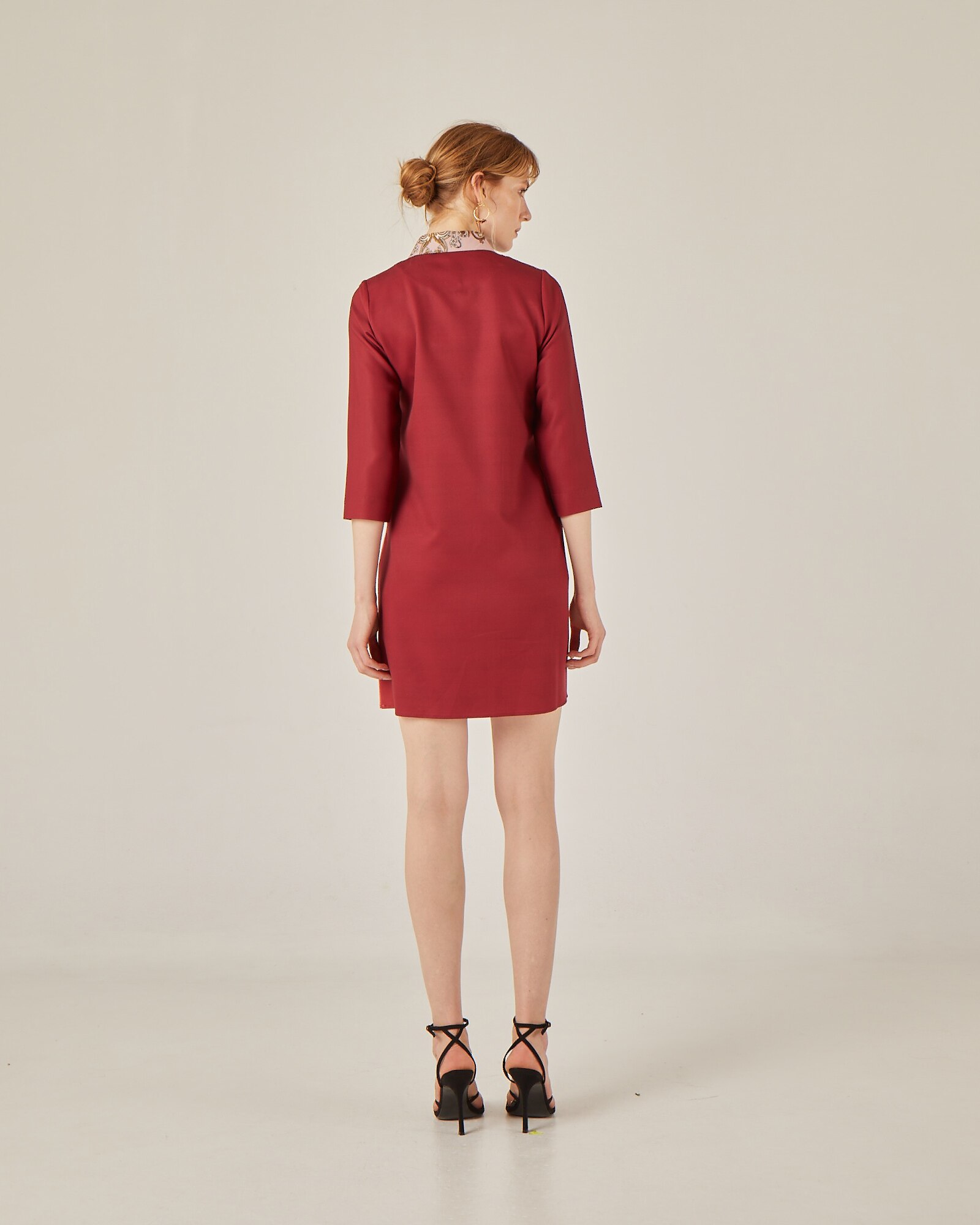 Vestido de tiro encolhido curto Bordeaux-2