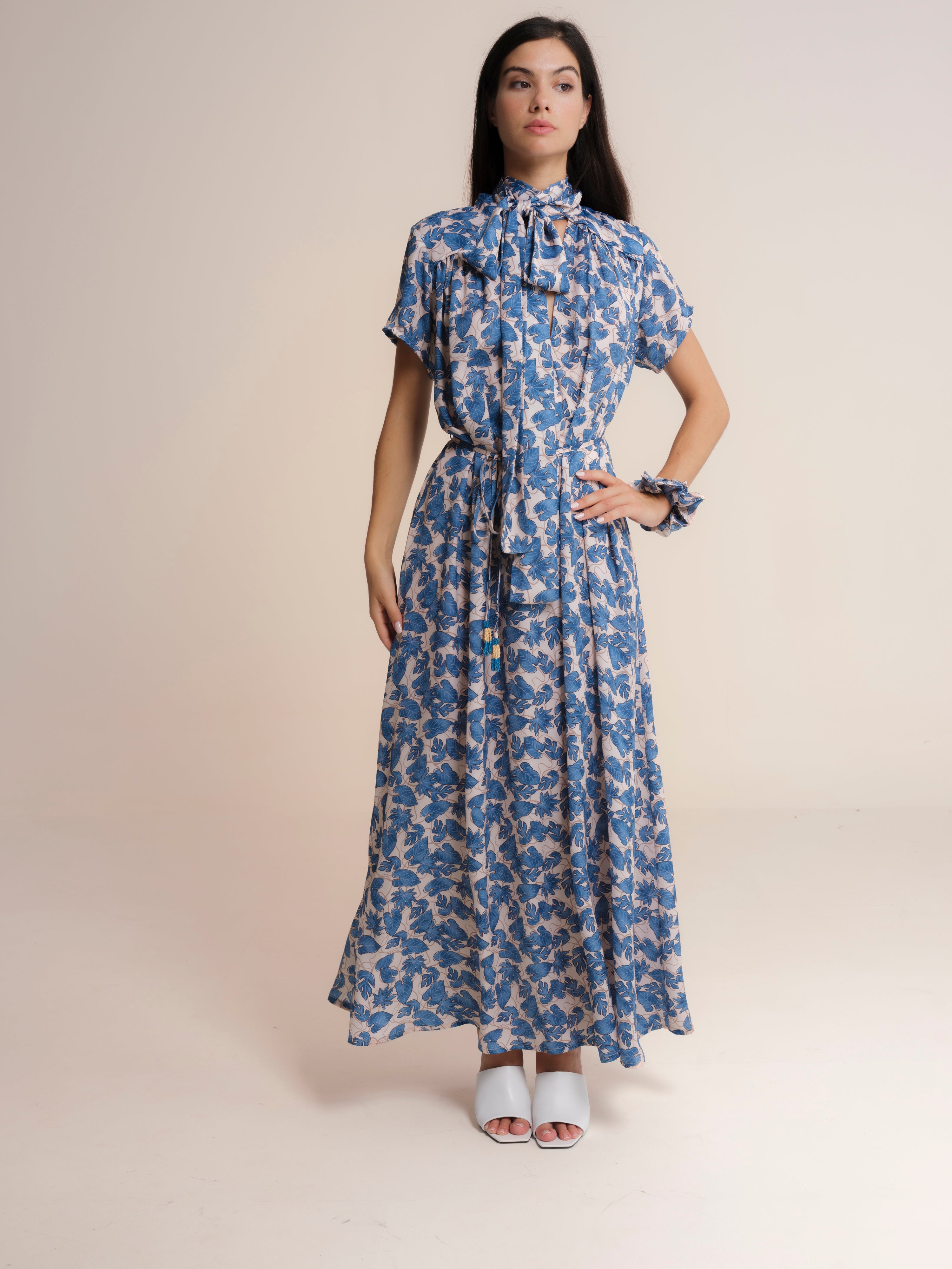 Vestido Comprido de Gola Redonda com Laço de Manga Curta Azul-5