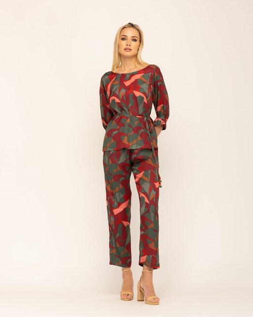 Imagem 0 de Blusa Estampada com Gola de Barco