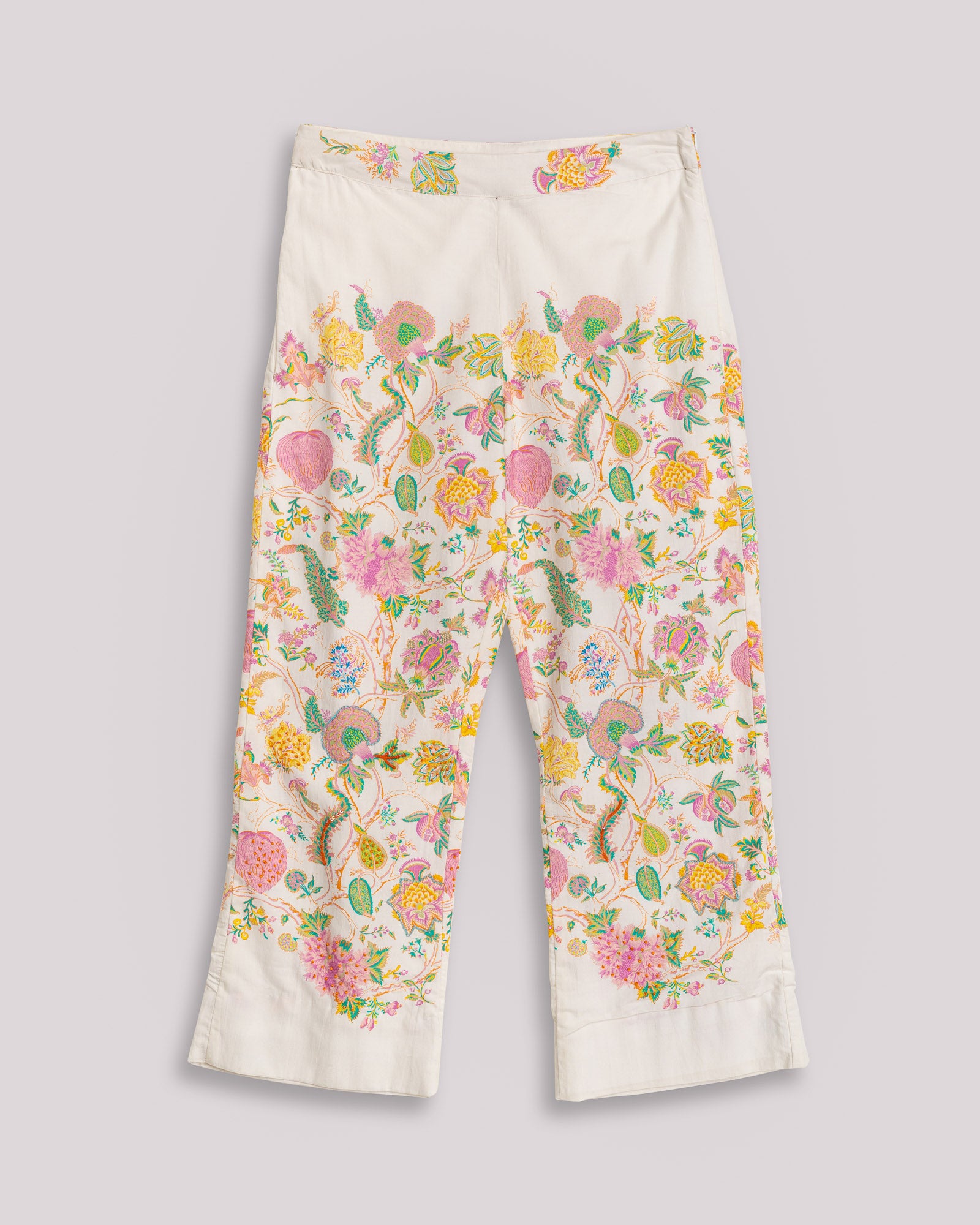Calças À Boca de Sino com Flare Bordado e Estampado Floral Branco-5