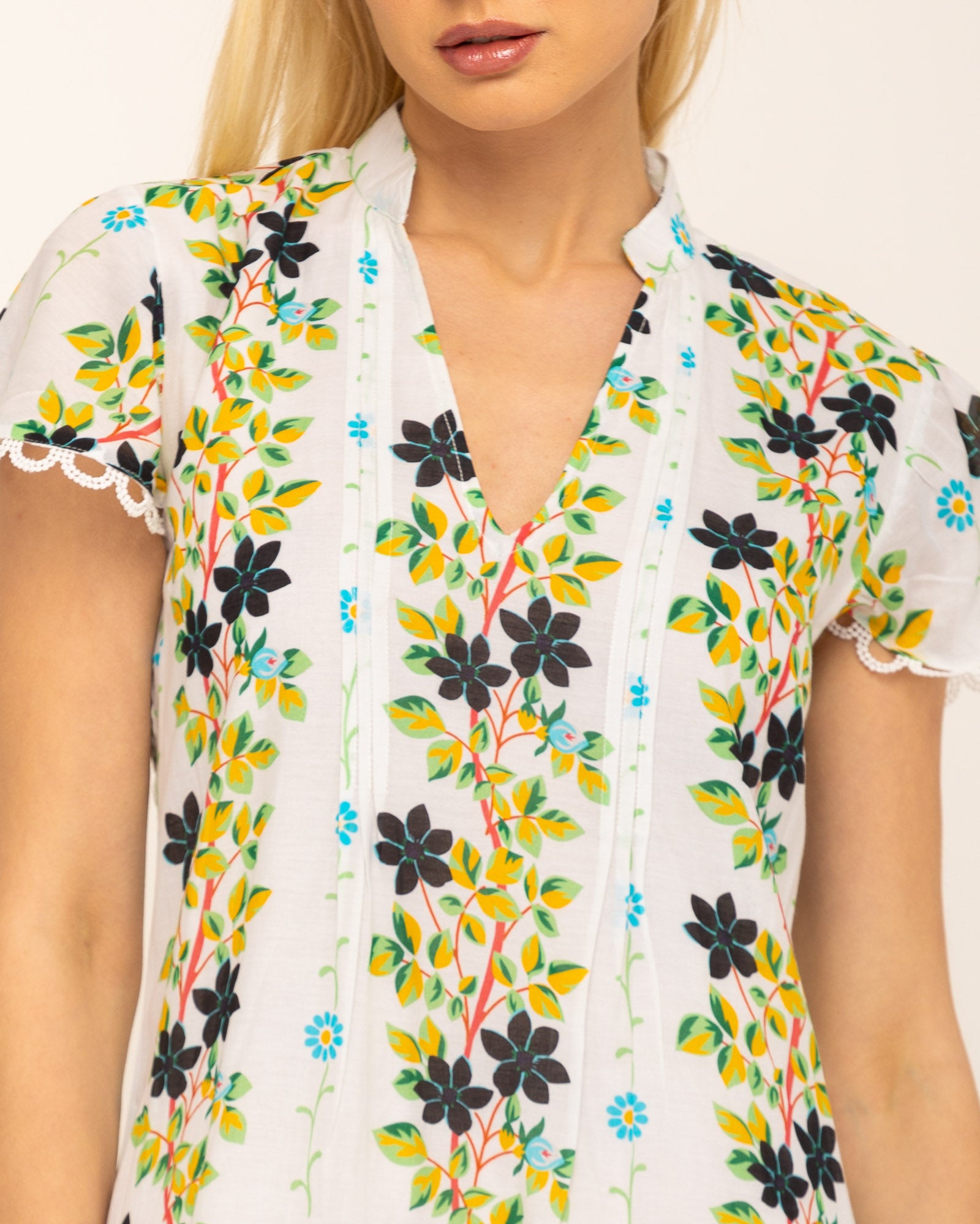 Vestido Curto Estampado com Jaretas Riviera Branco-5
