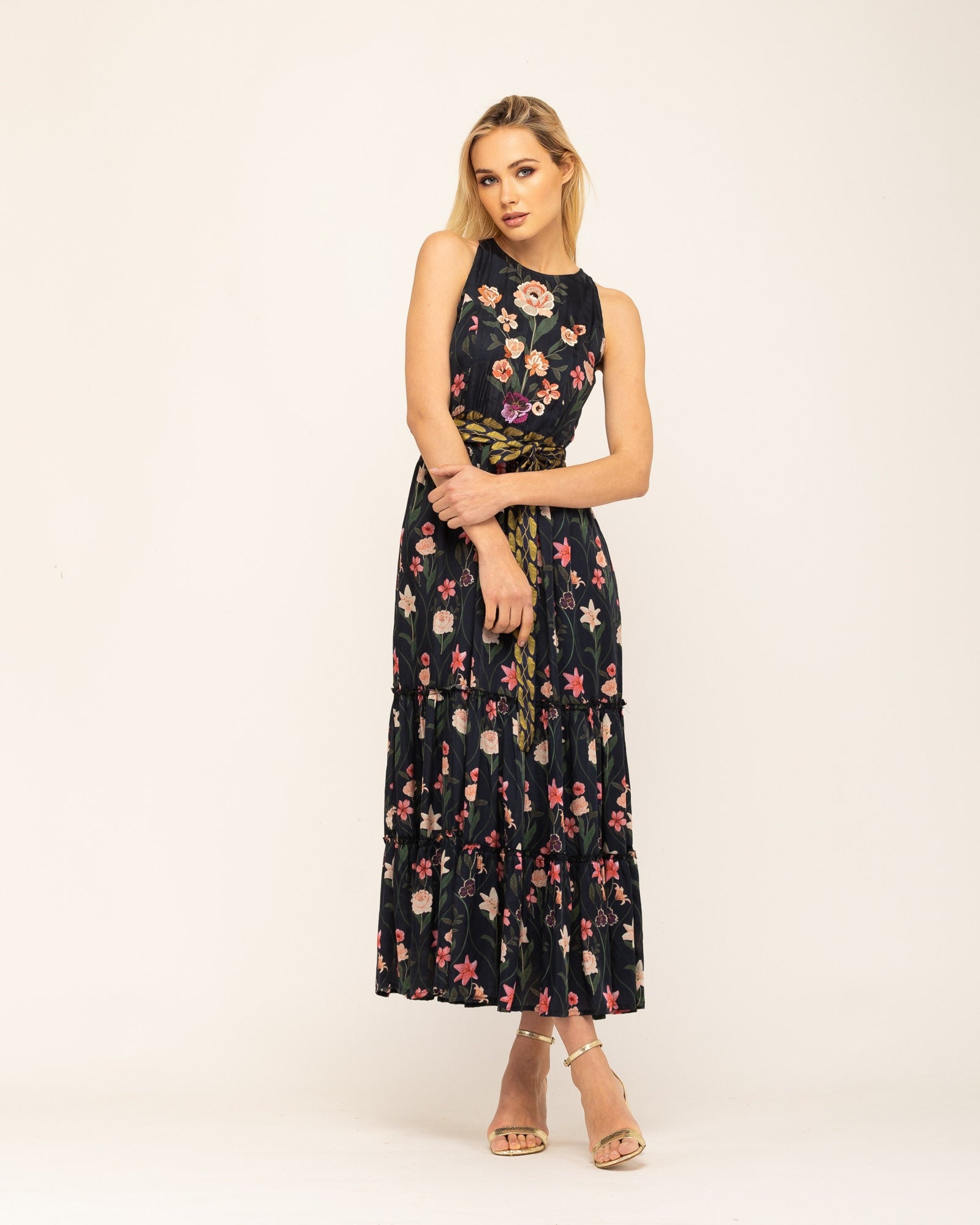 Vestido Comprido Estampado Bouquet Preto-2