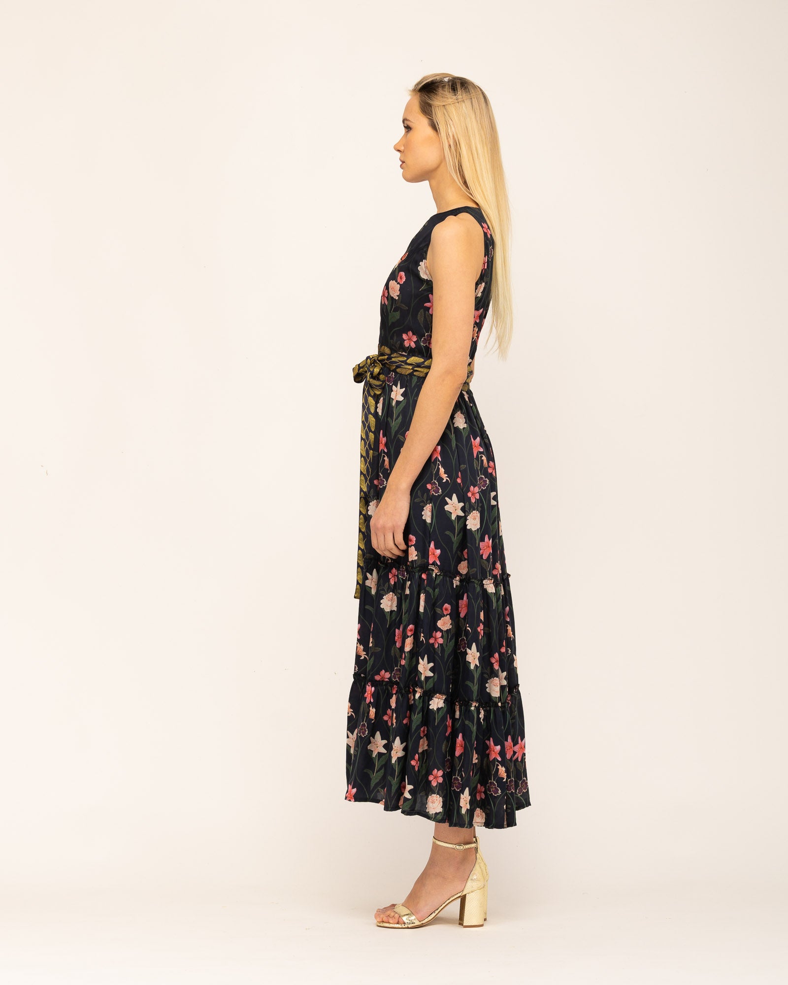 Vestido Comprido Estampado Bouquet Preto-3
