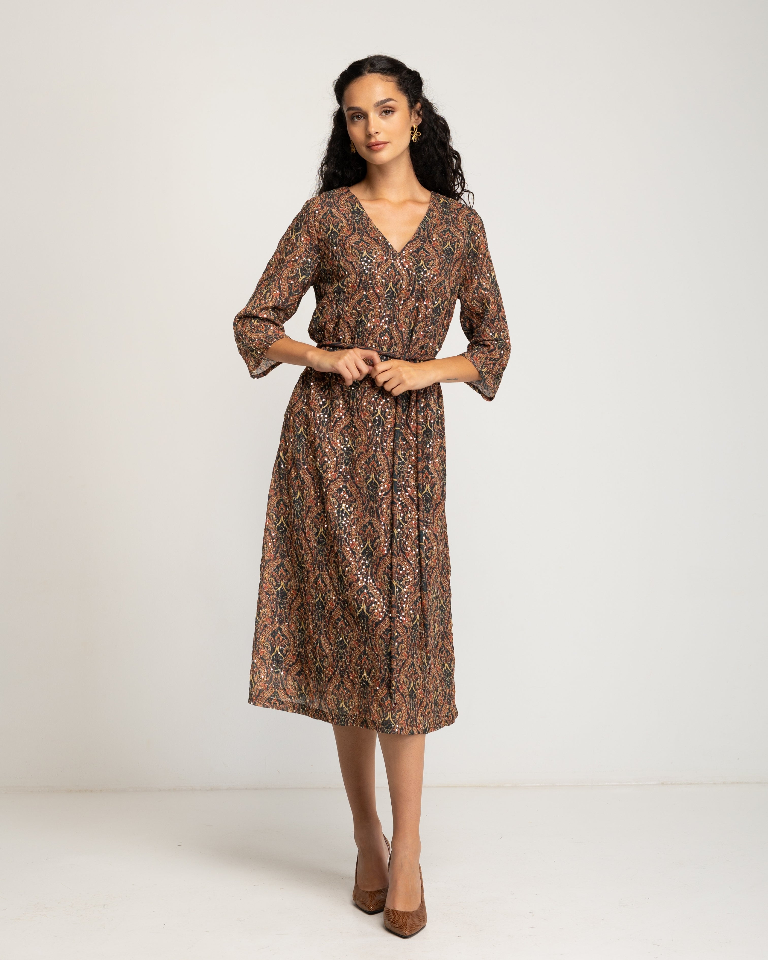 Imagem 0 de Vestido Midi Estampado de Manga Comprida