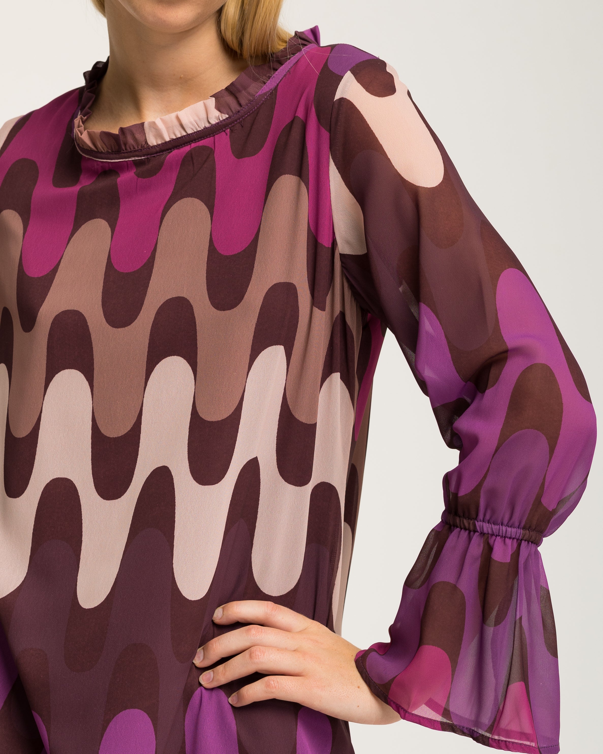 Vestido Curto com Manga 3/4 Ornamental Roxo-5