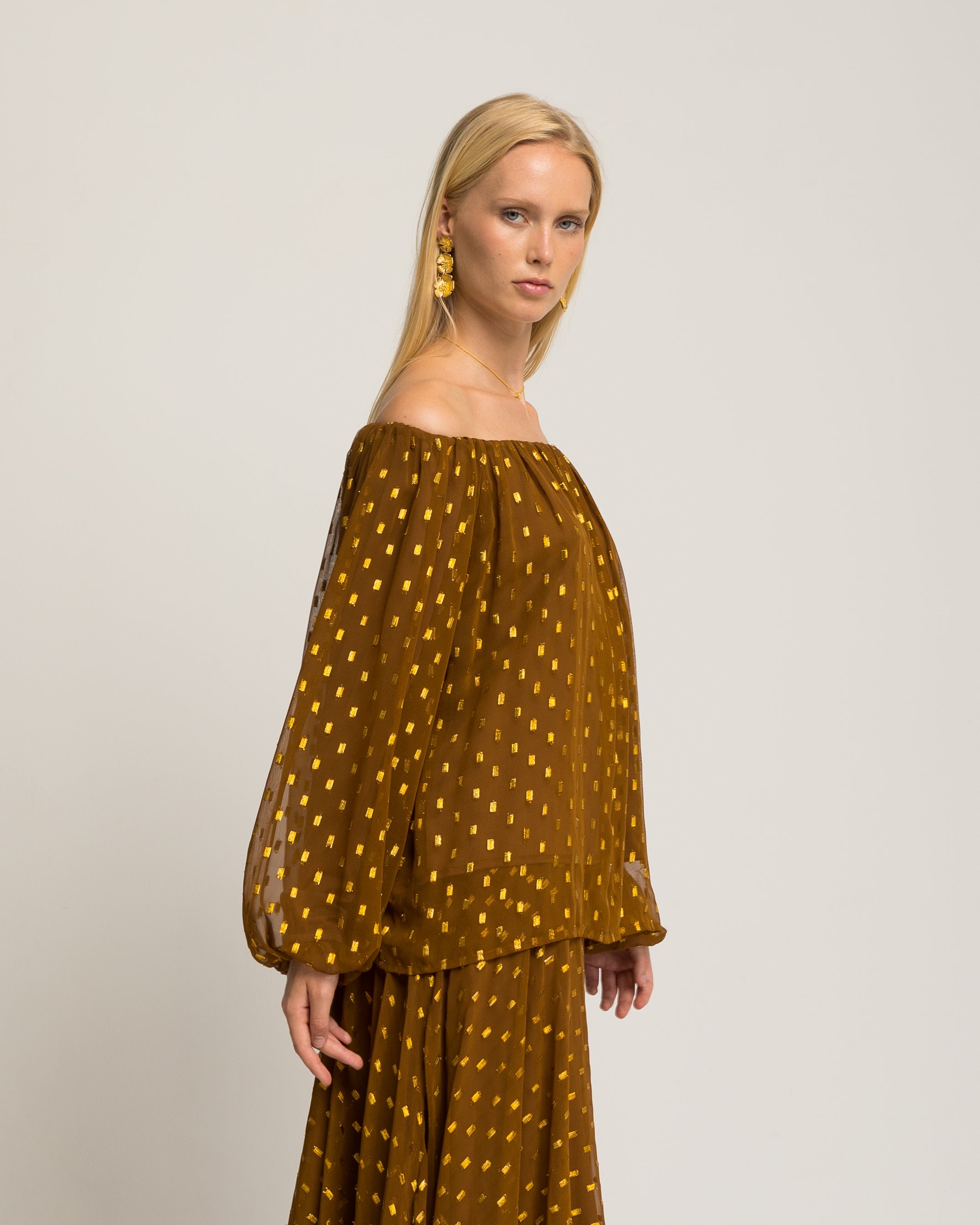 Blusa Comprida com Bolinhas Canela-3