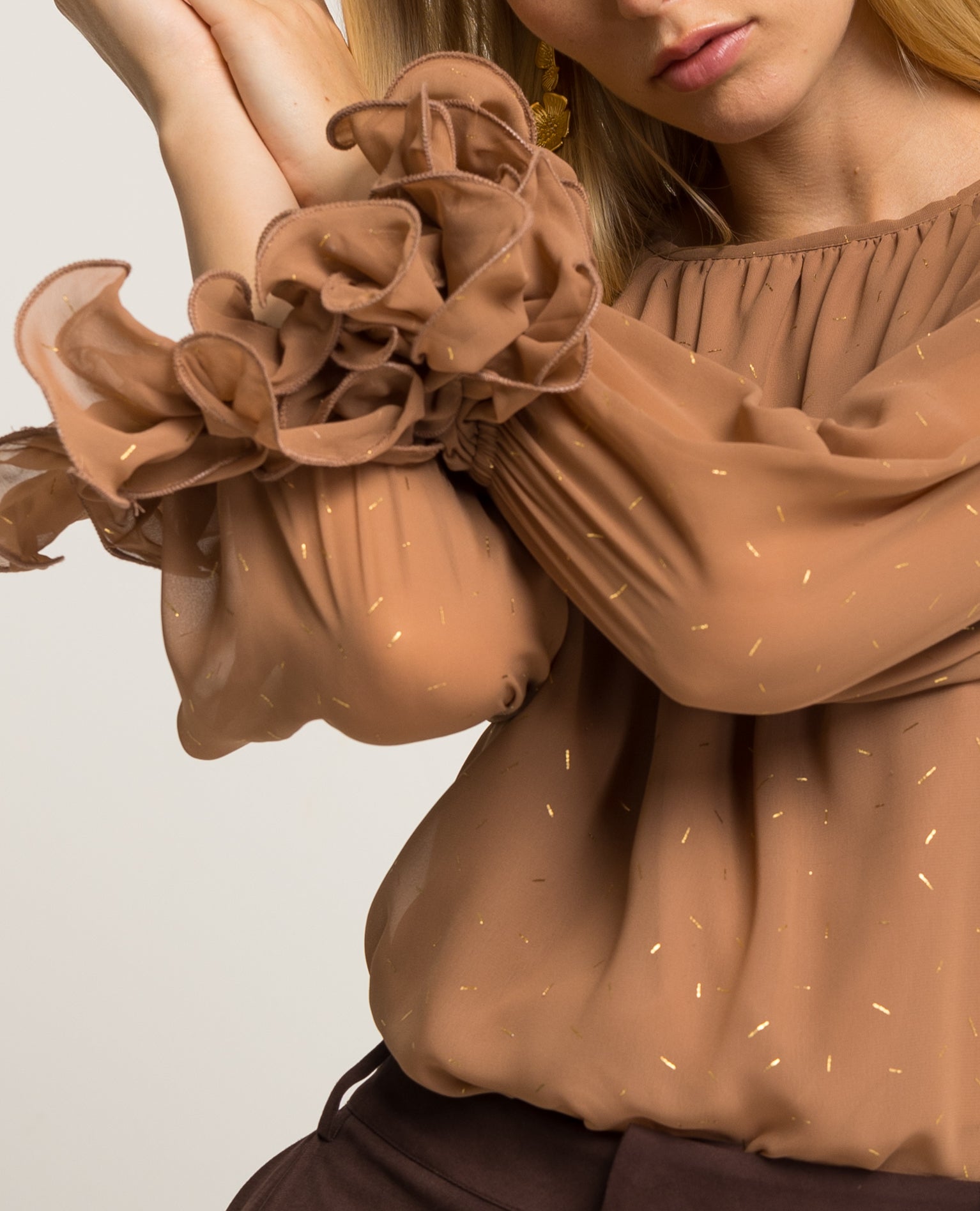 Blusa de Manga Comprida com Folhos nos Punhos Areia-6