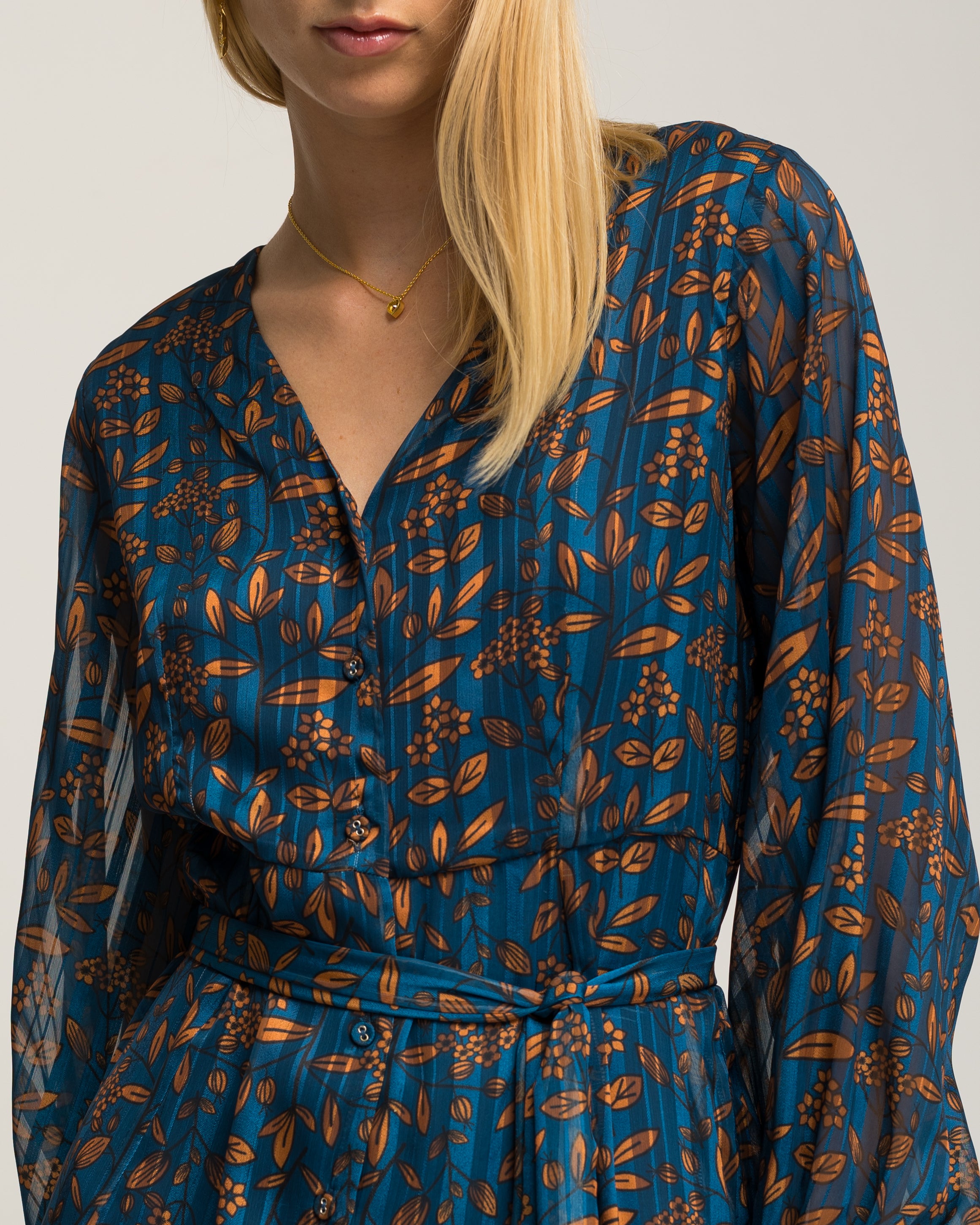 Vestido Midi Azul com Detalhes em Laranja Azul-5
