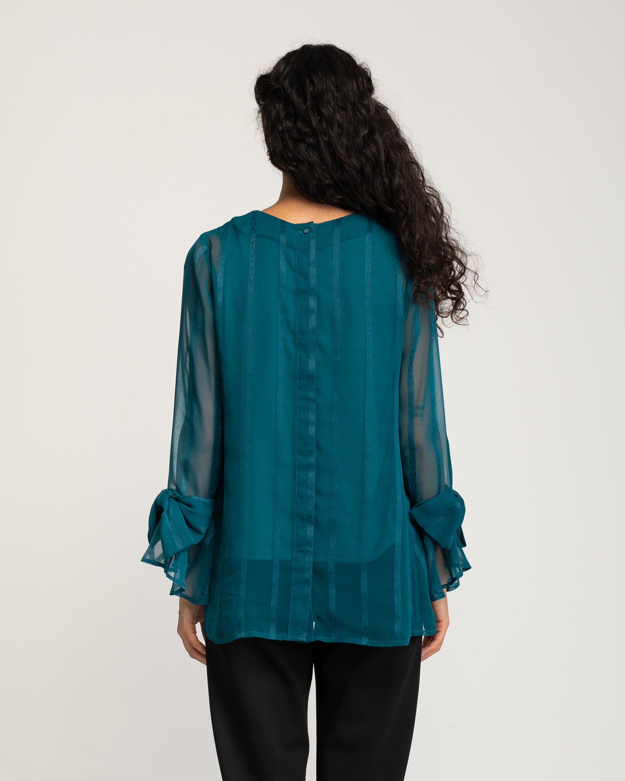 Blusa Turquesa com Detalhes de Folhos nos Punhos Turquesa-4