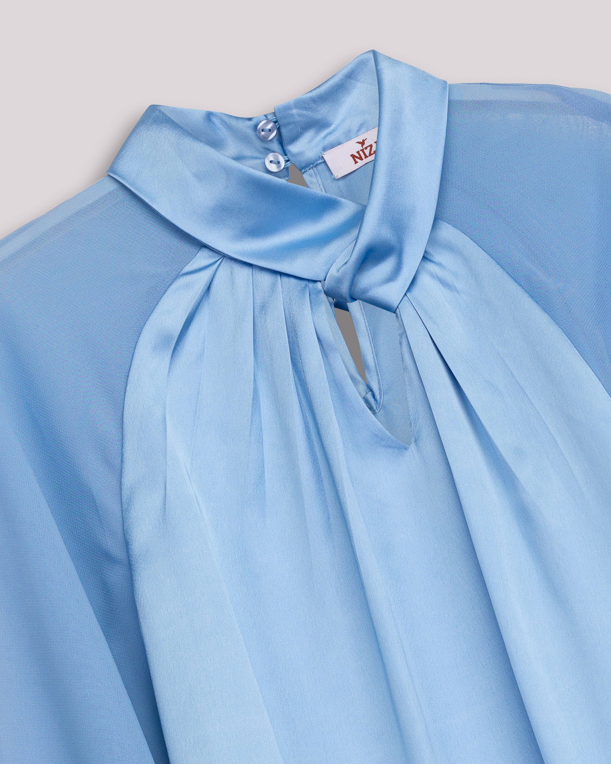 Blusa de Cetim com Abertura Frontal Azul-celeste-7