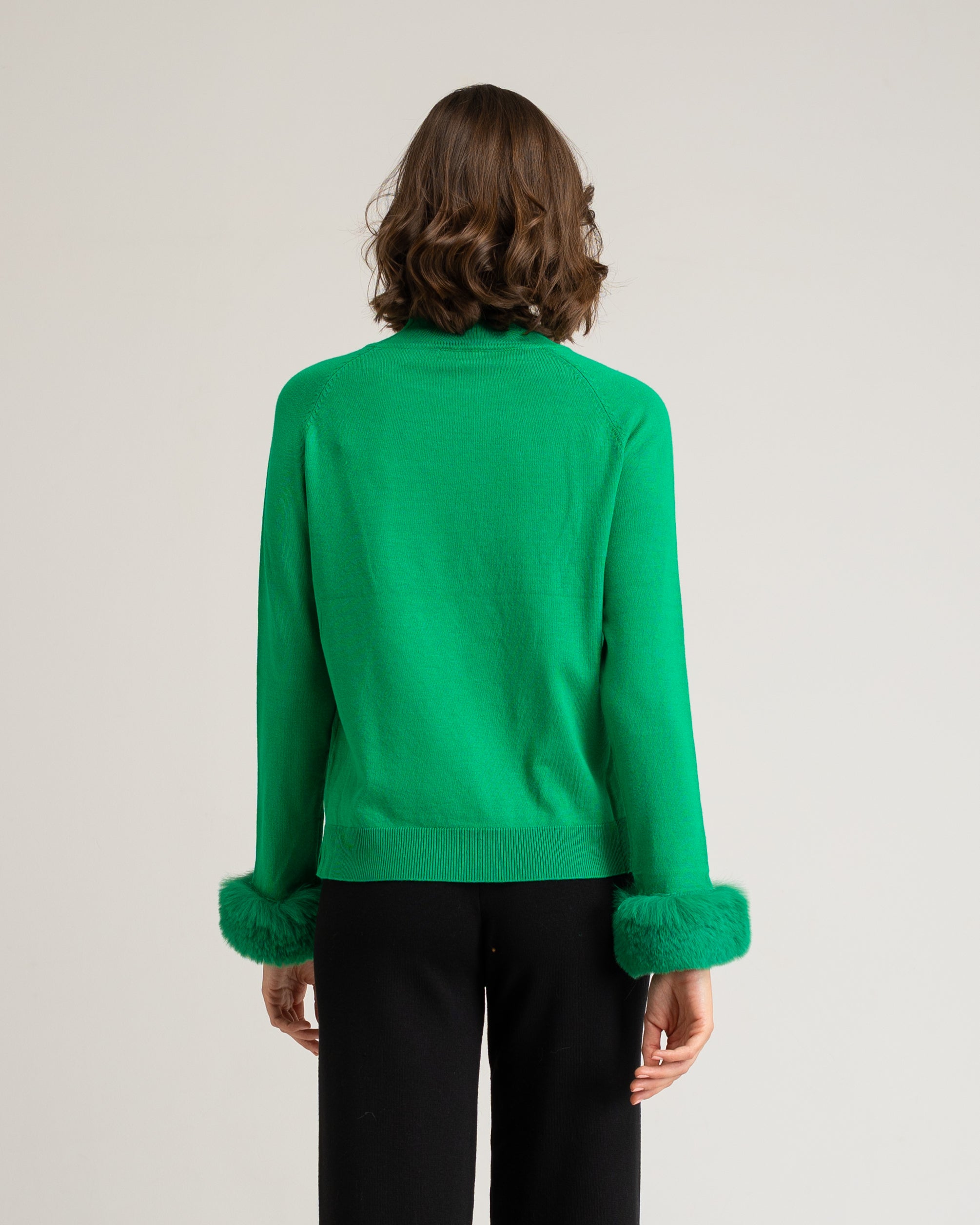 Camisola com Mangas Acabadas em Punho Largo de Pelo Verde-5