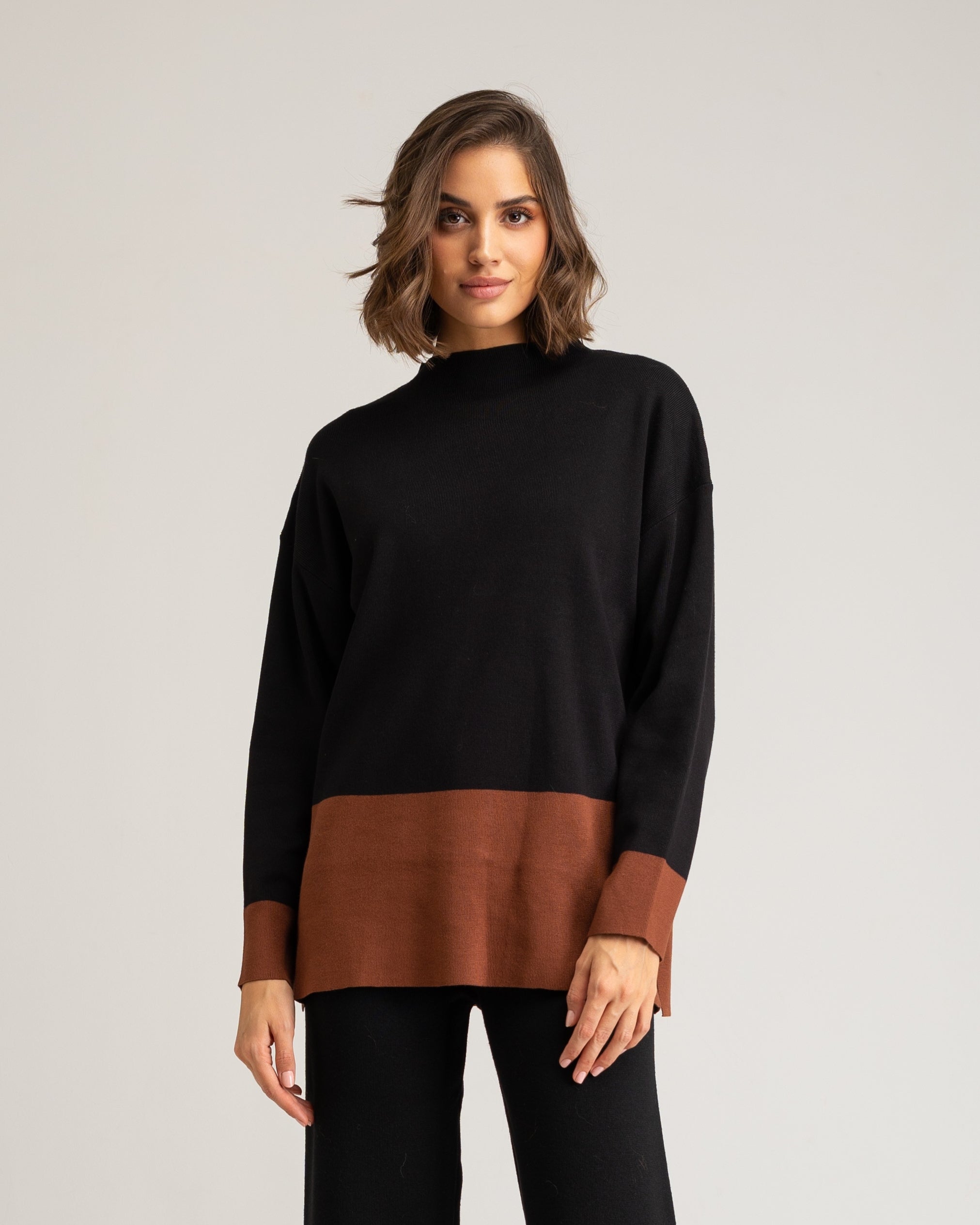 Camisola de Gola Alta e Design Folgado Castanho-escuro-2