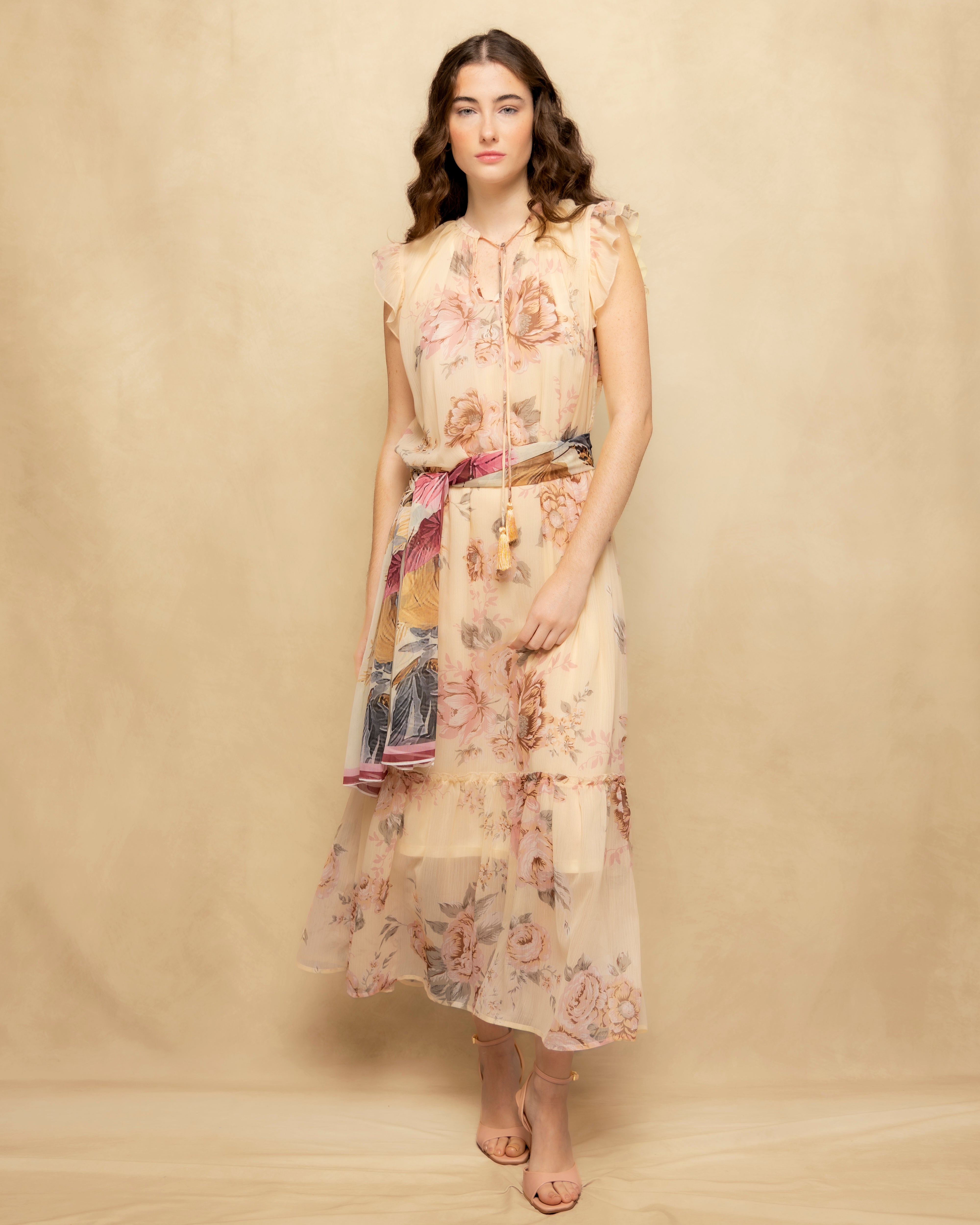 Imagem 0 de Vestido Comprido Floral com Folhos e Decote com Laço