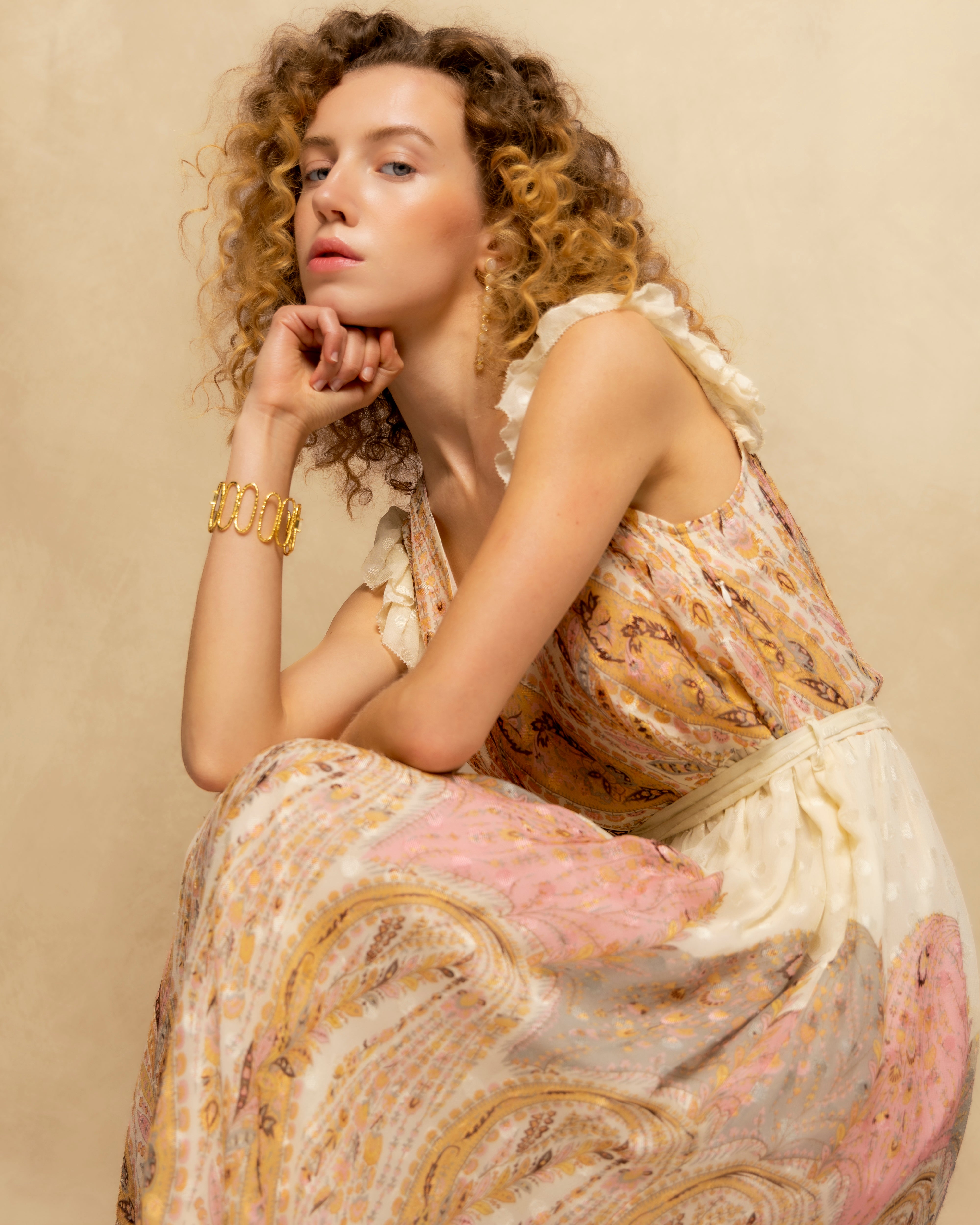 Vestido Midi Estampado com Decote em V Amarelo-4