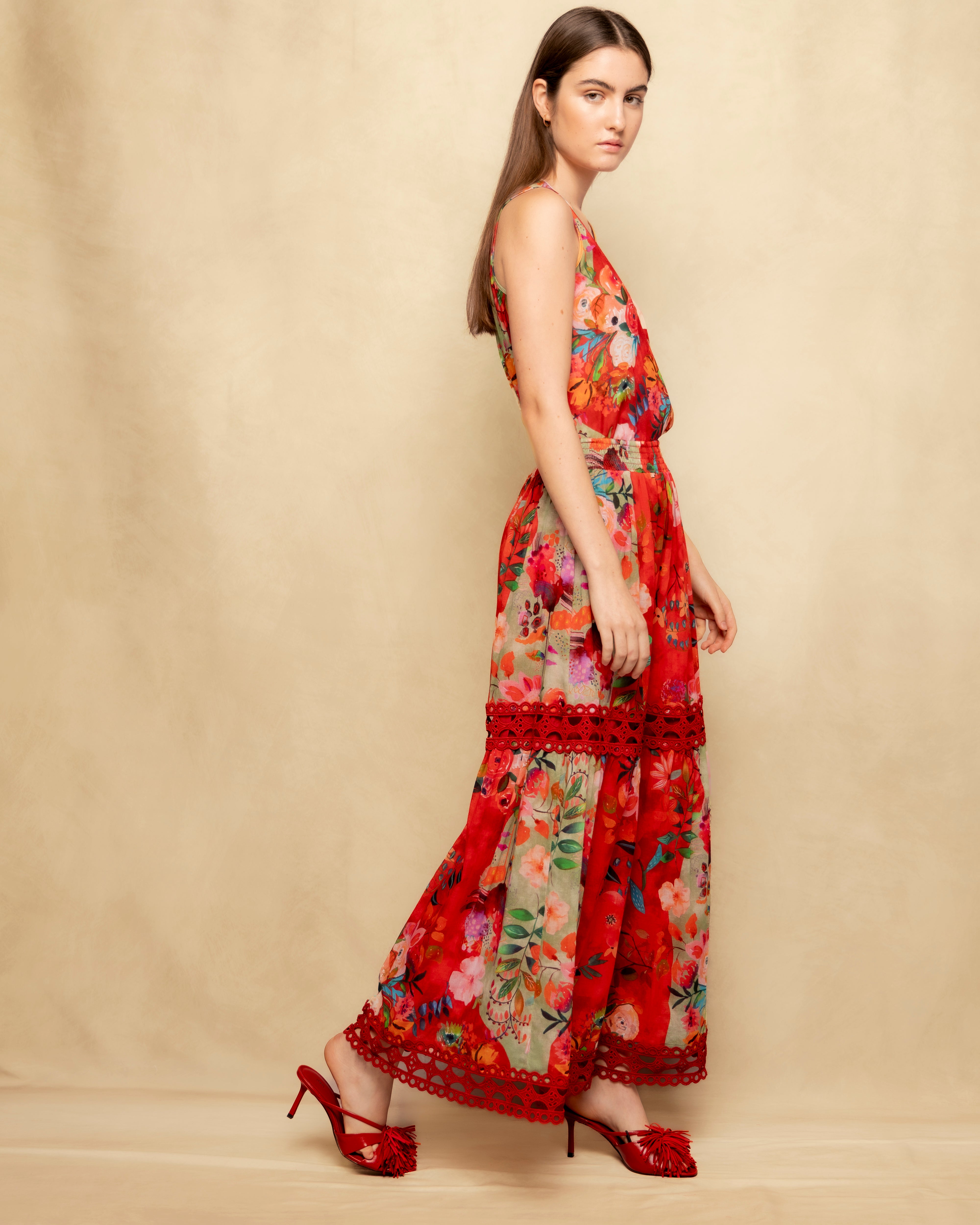 Saia Comprida Floral com Renda e Volume Vermelho-7