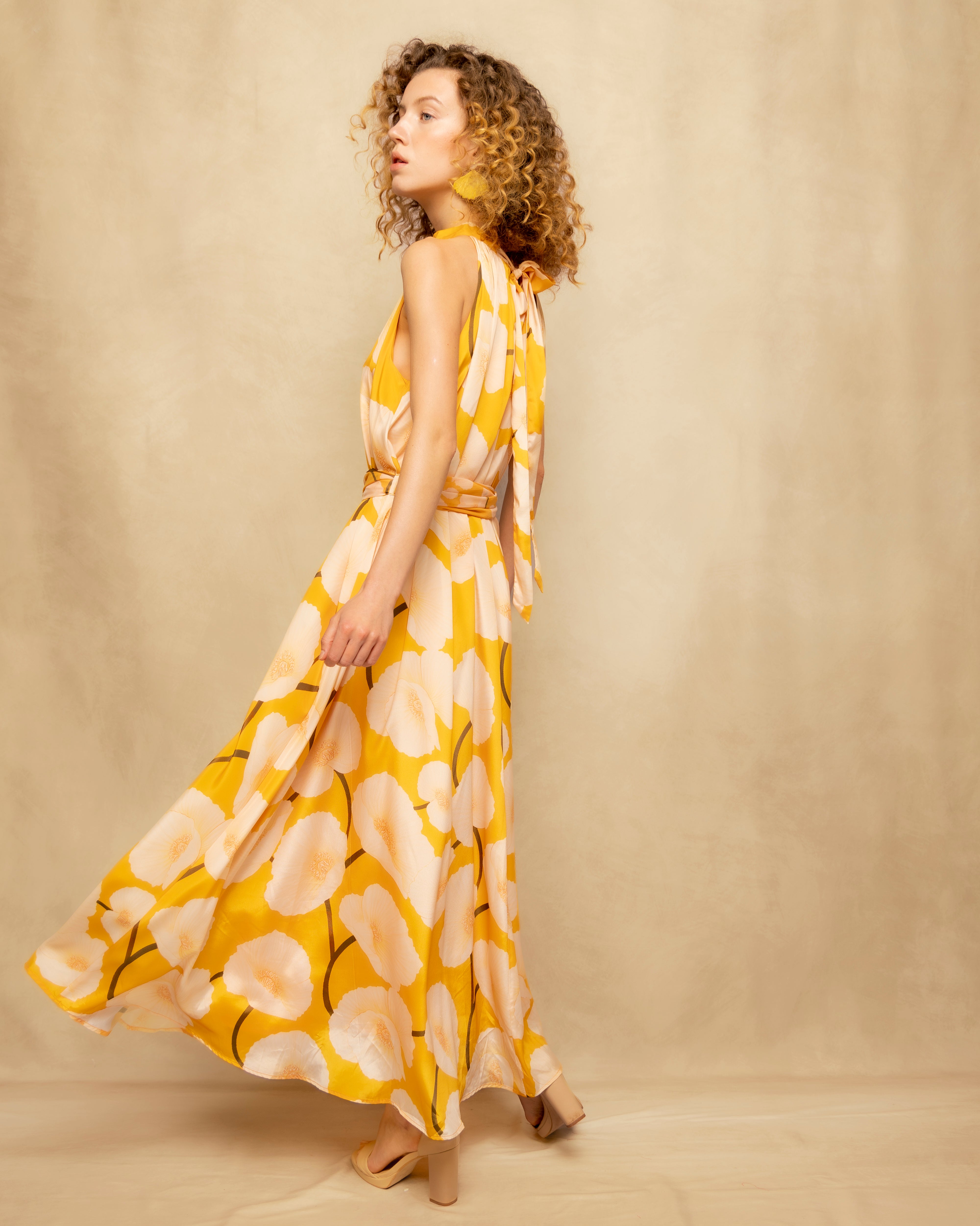 Vestido Comprido com Estampado Floral Maxi Amarelo-4