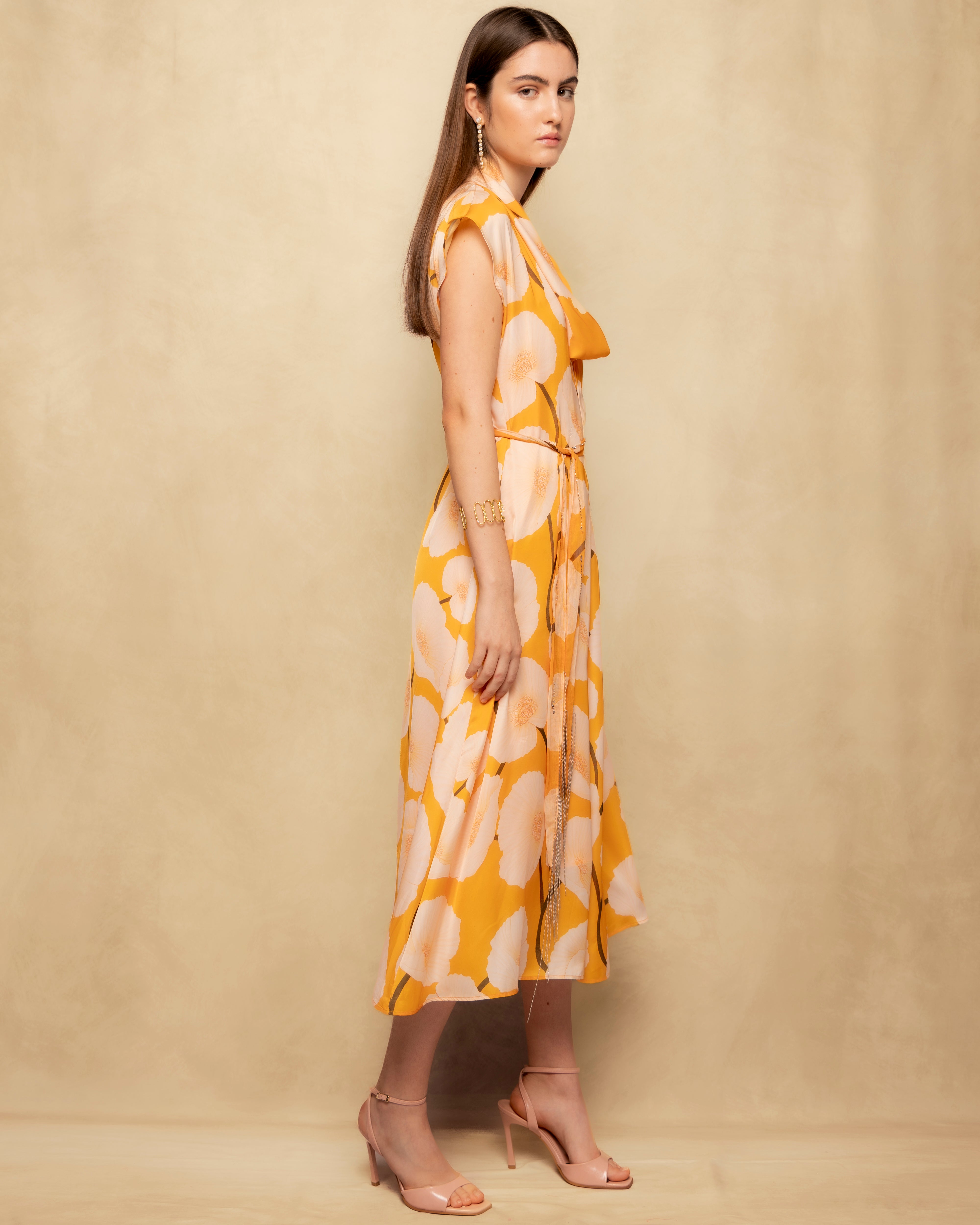 Vestido Comprido Cruzado com Cinto e Estampado Floral Maxi Amarelo-4