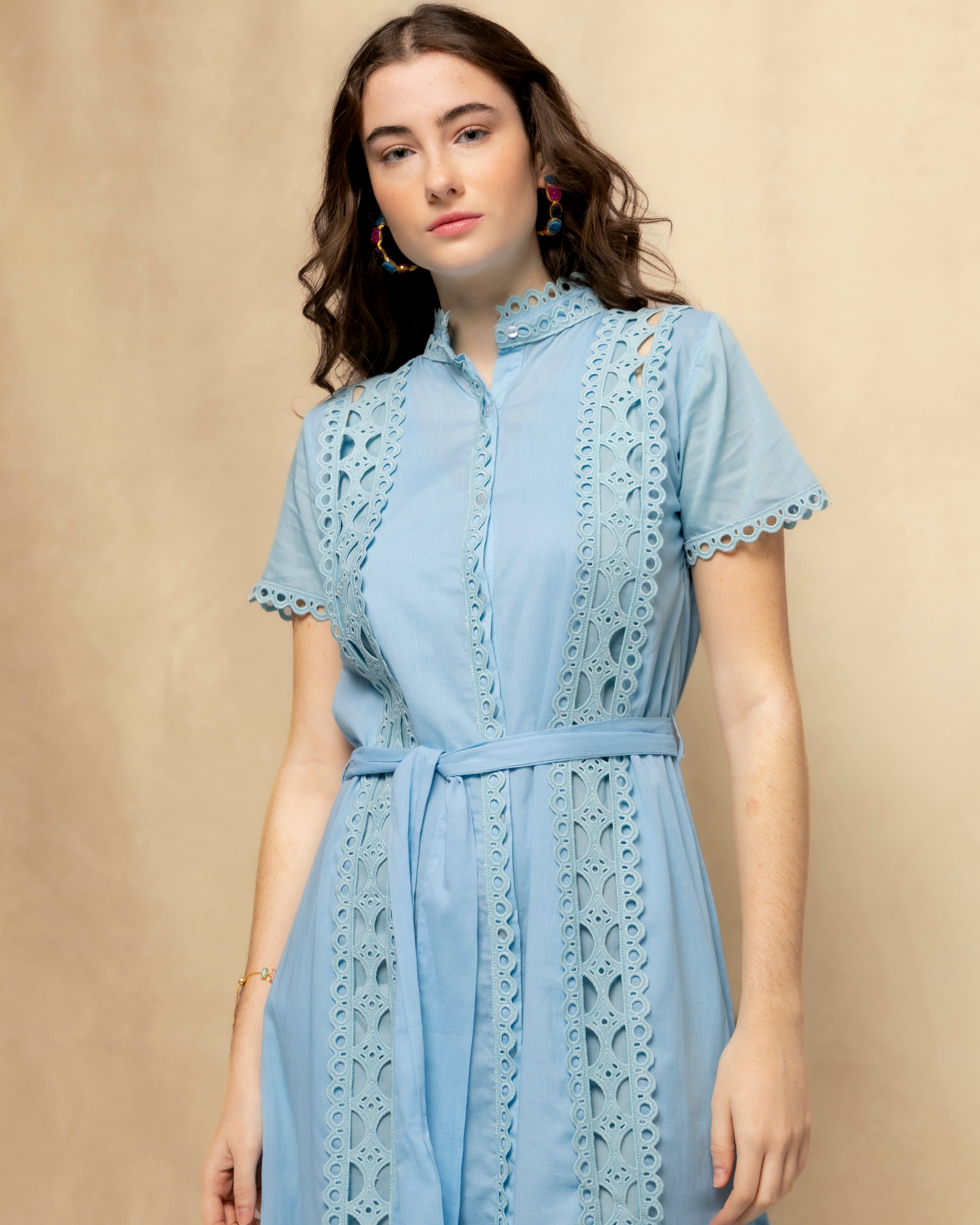 Vestido Midi de Algodão com Renda Perfurada e Cinto Azul-claro-3