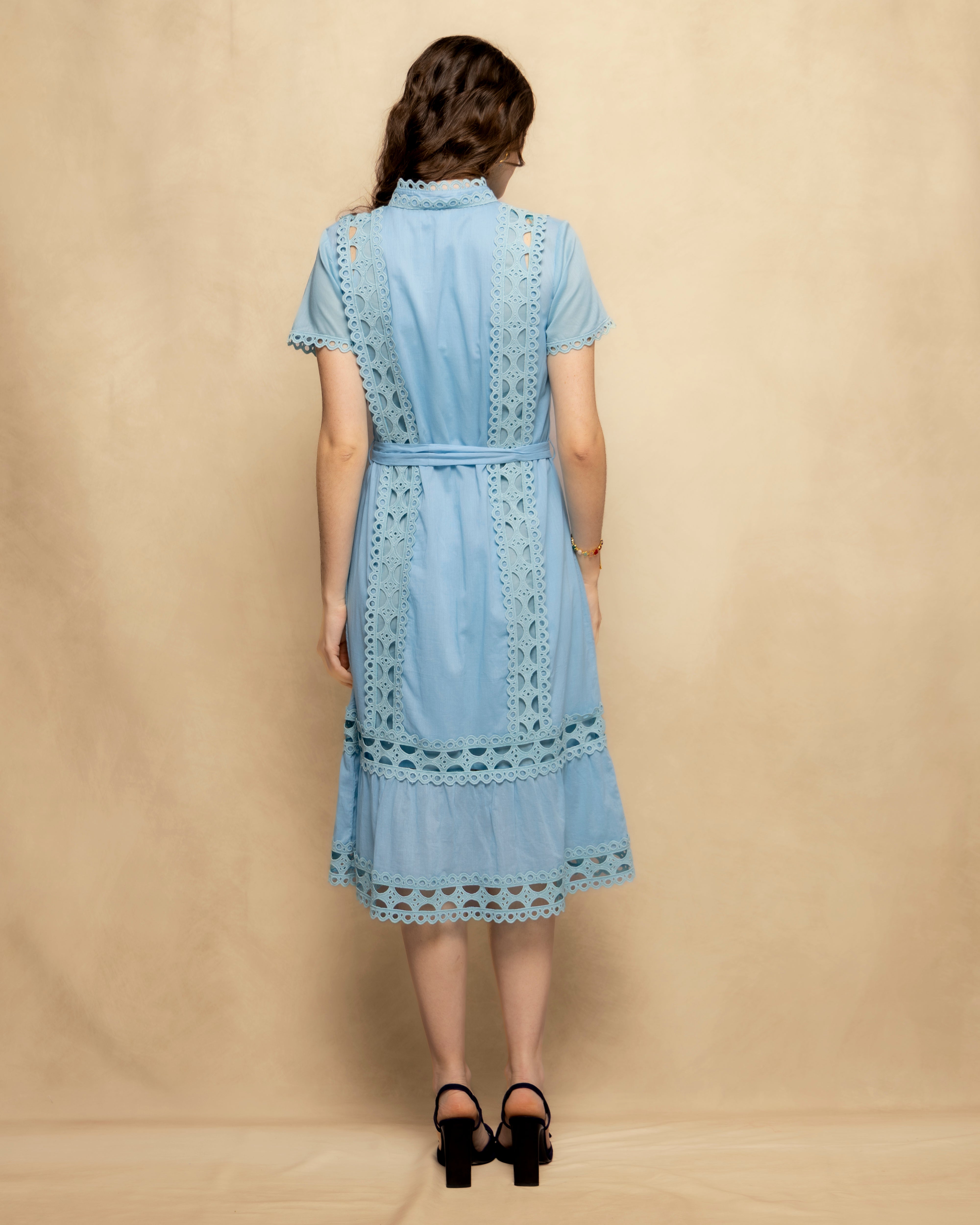 Vestido Midi de Algodão com Renda Perfurada e Cinto Azul-claro-6