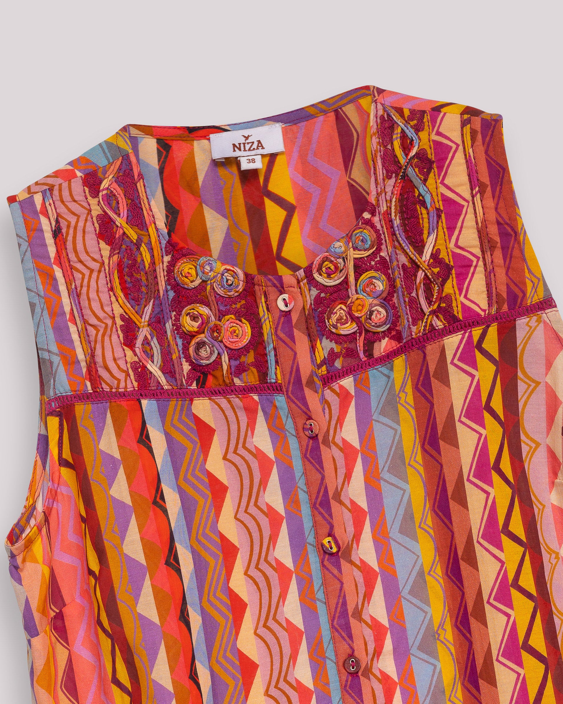 Blusa sem Mangas com Botões Frontais e Estampado Geométrico Coral-7