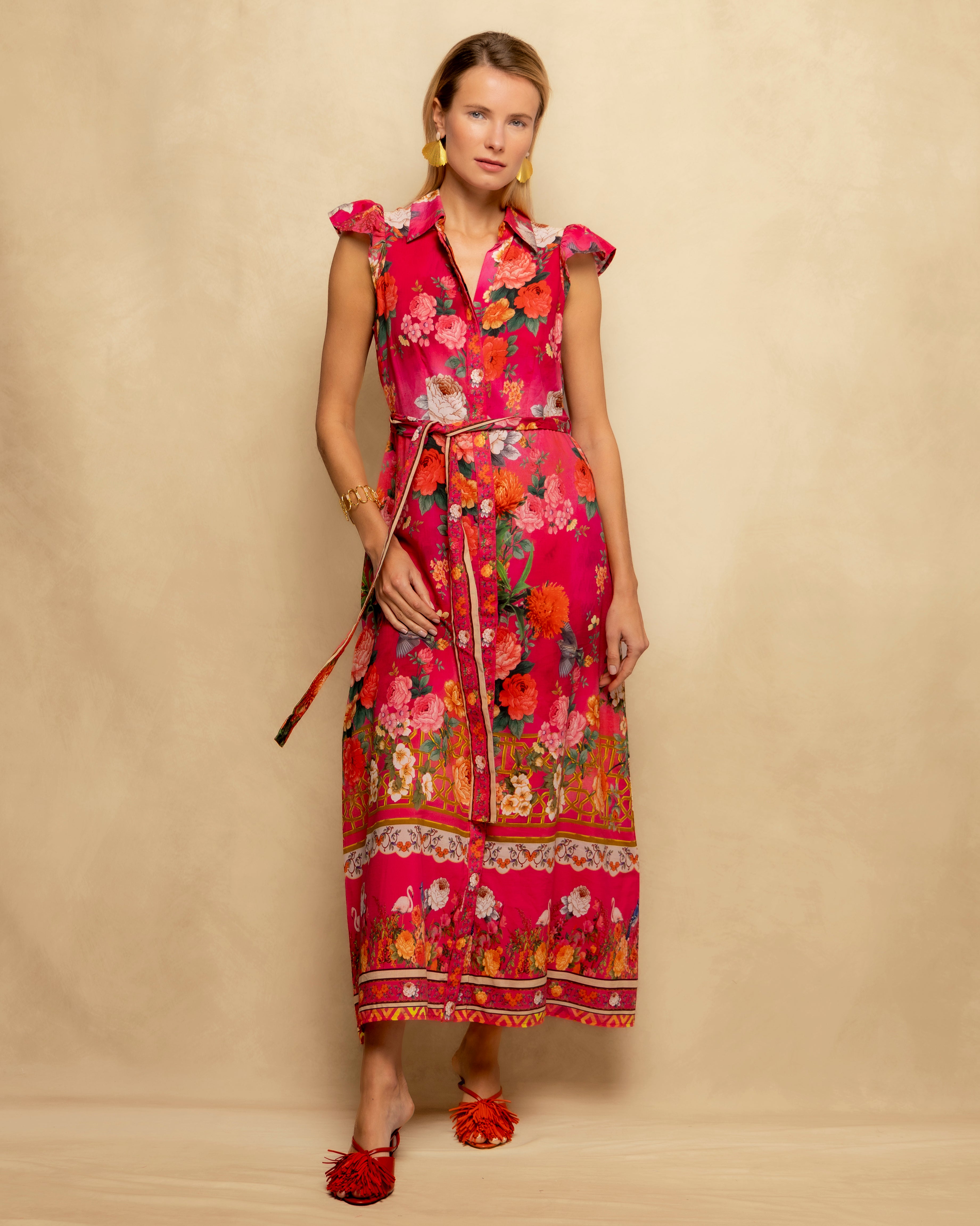 Imagem 0 de Vestido Midi Estampado Floral com Cinto e Fecho Frontal
