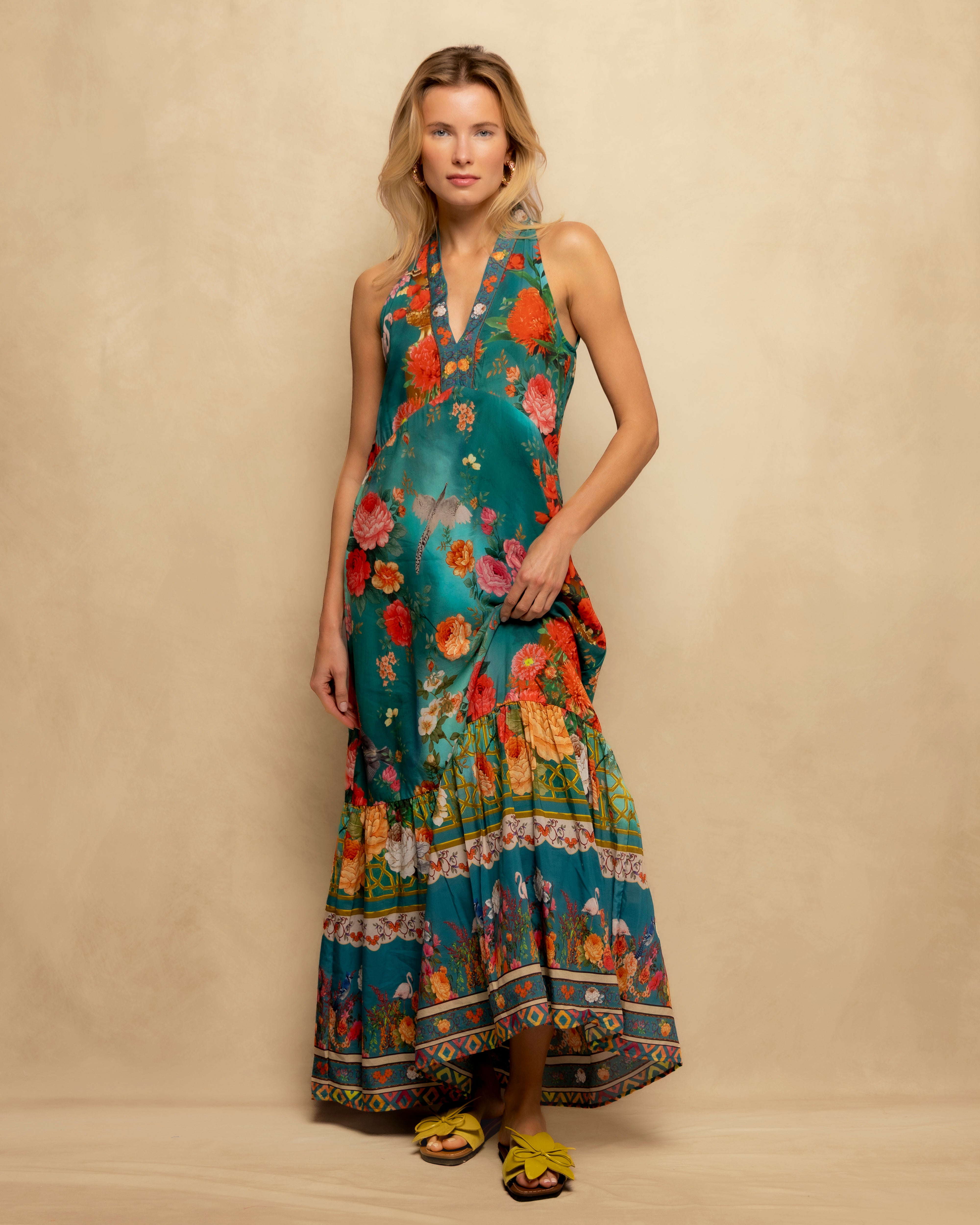 Vestido Comprido Halter Estampado com Volume Azul-5