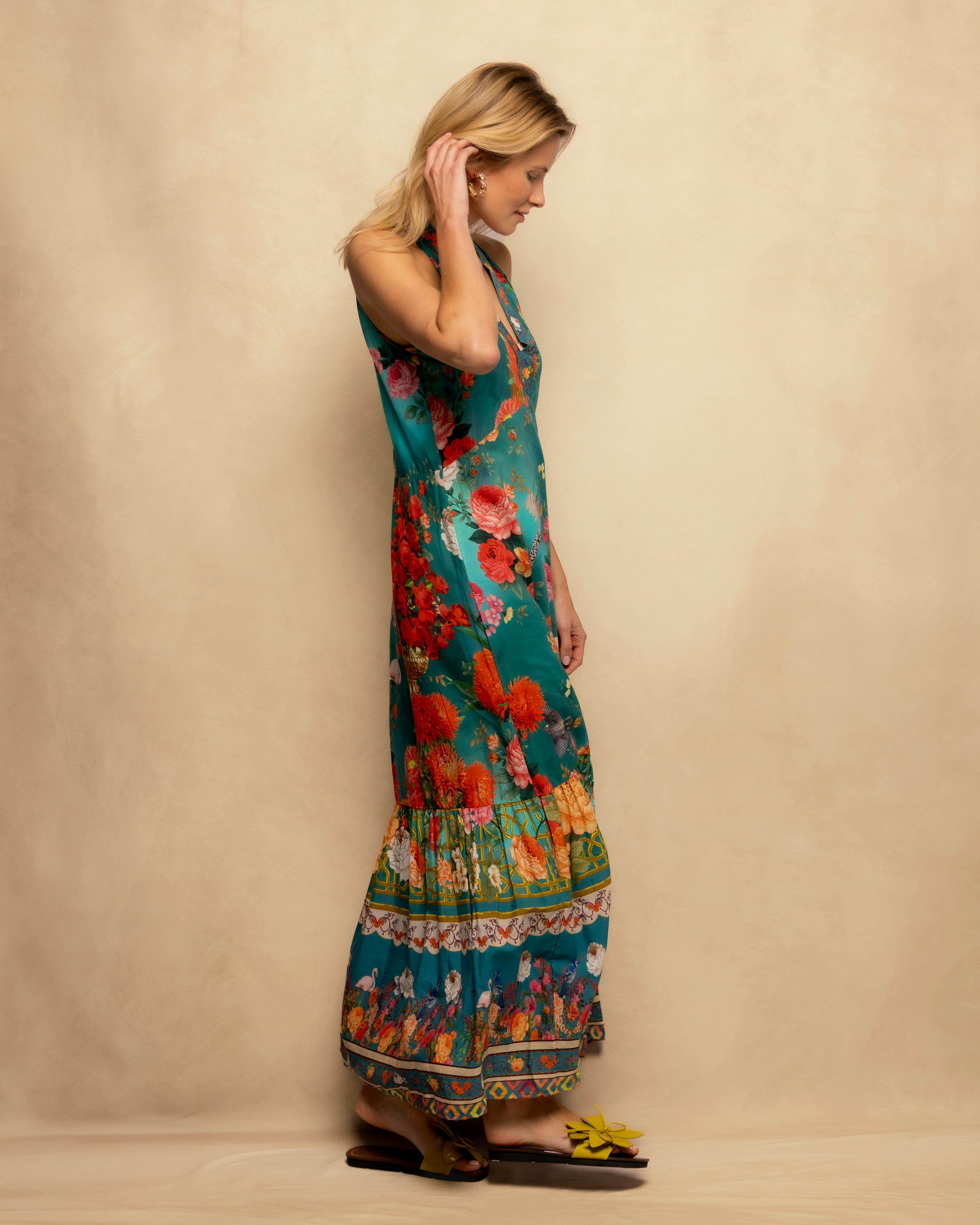 Vestido Comprido Halter Estampado com Volume Azul-6